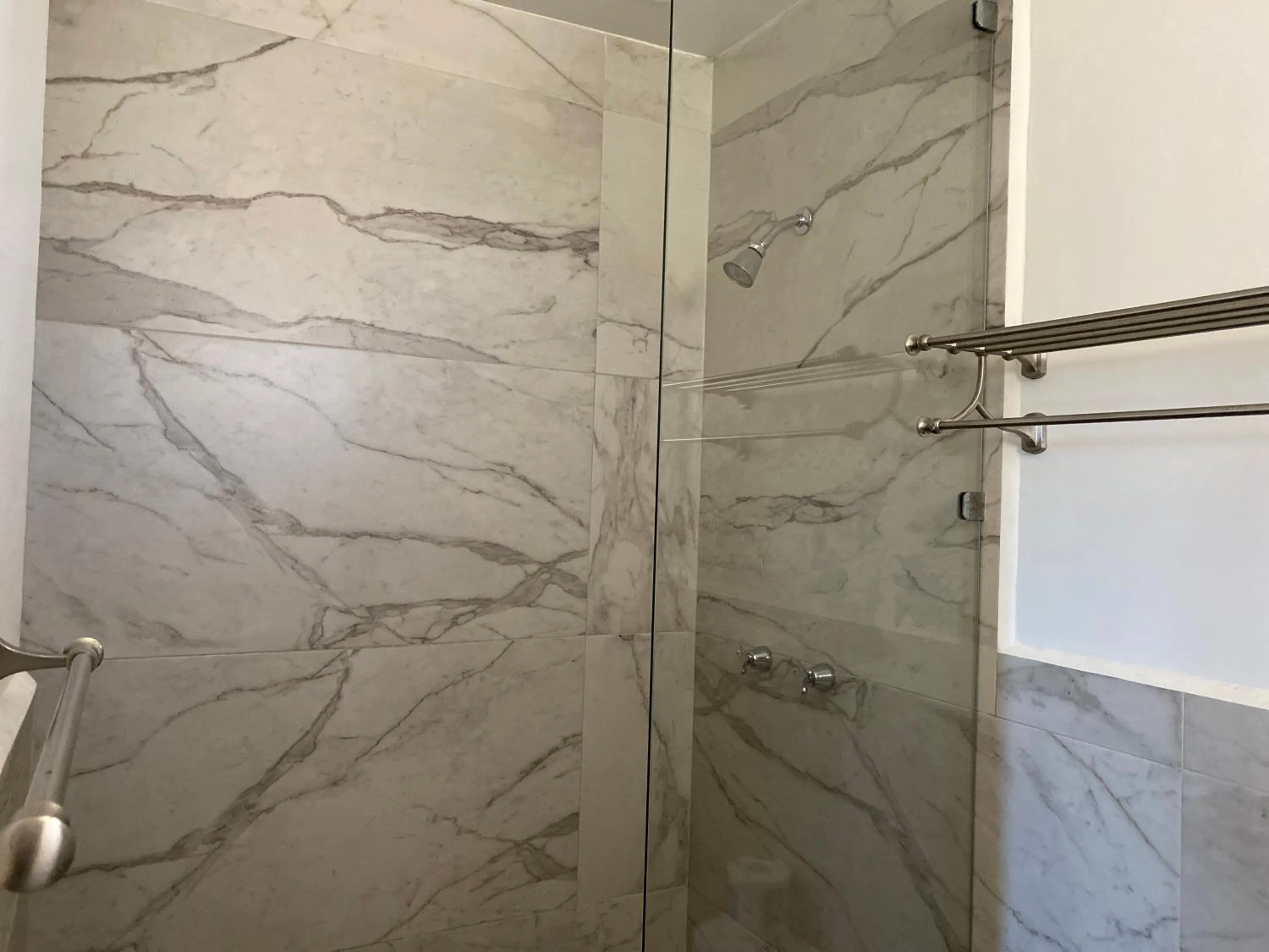 Shower in Tropical apartment