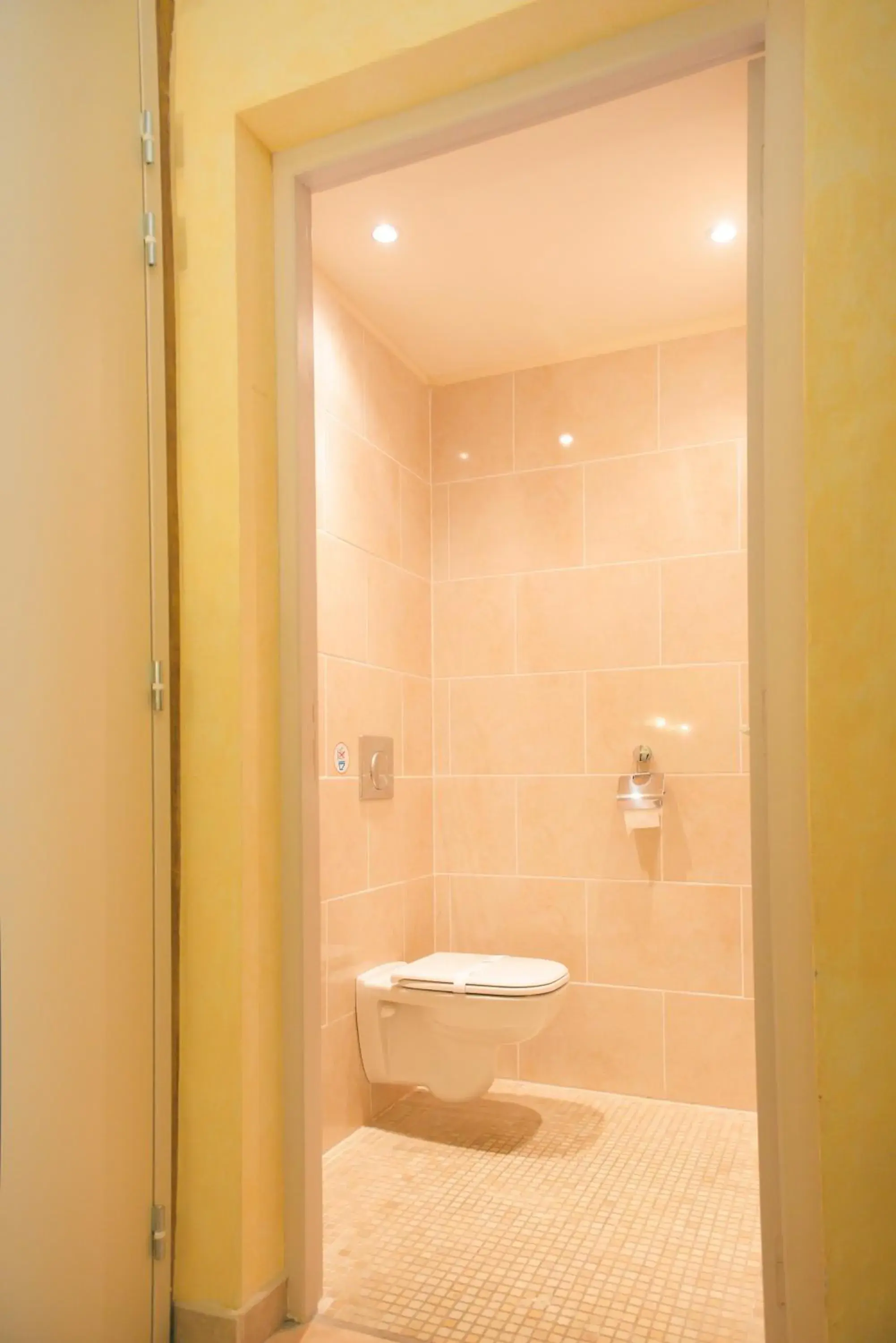 Bathroom in Altera Roma H¿tel