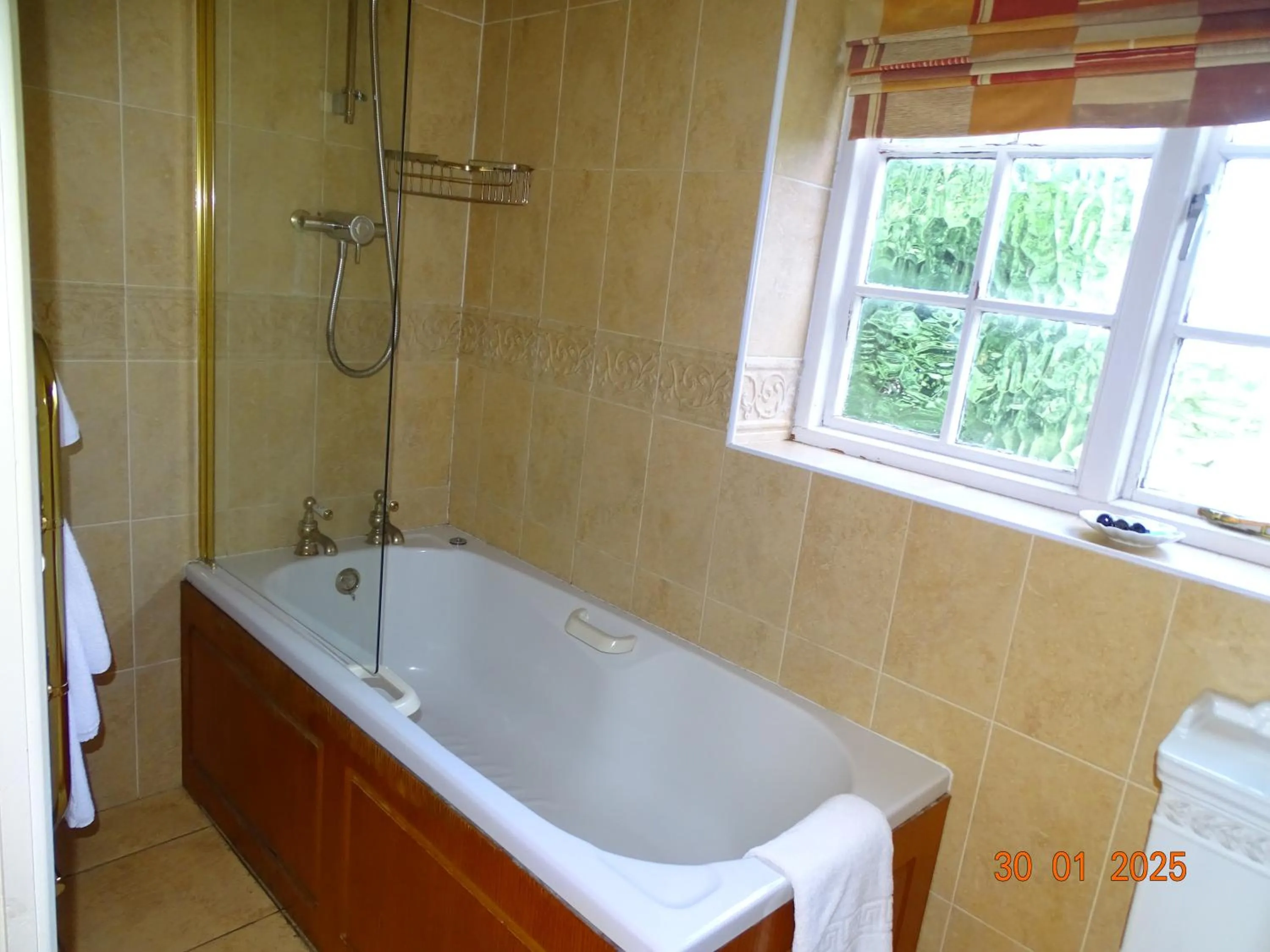 Bathroom in Donington Manor Hotel