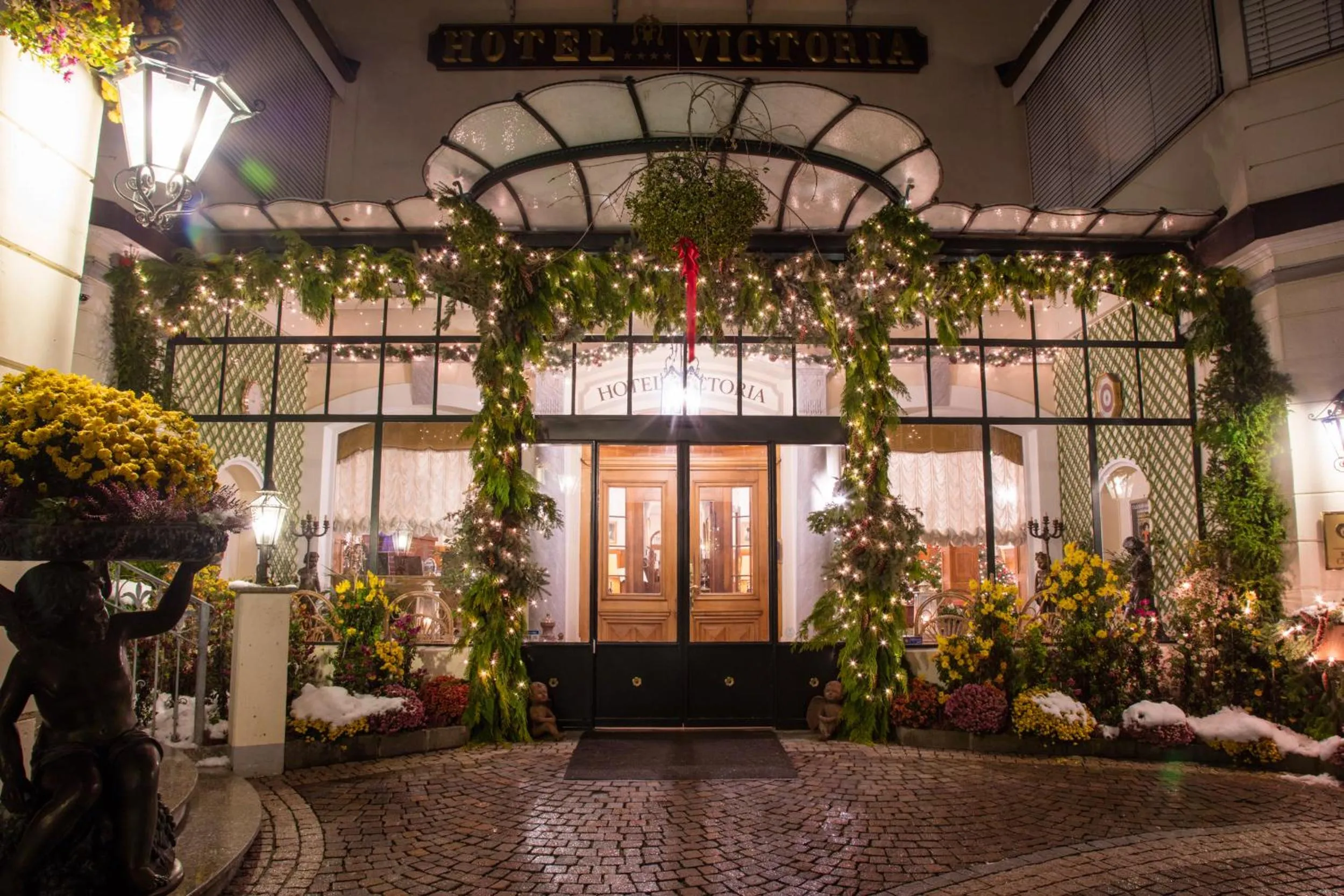 Night in Hotel Victoria Glion