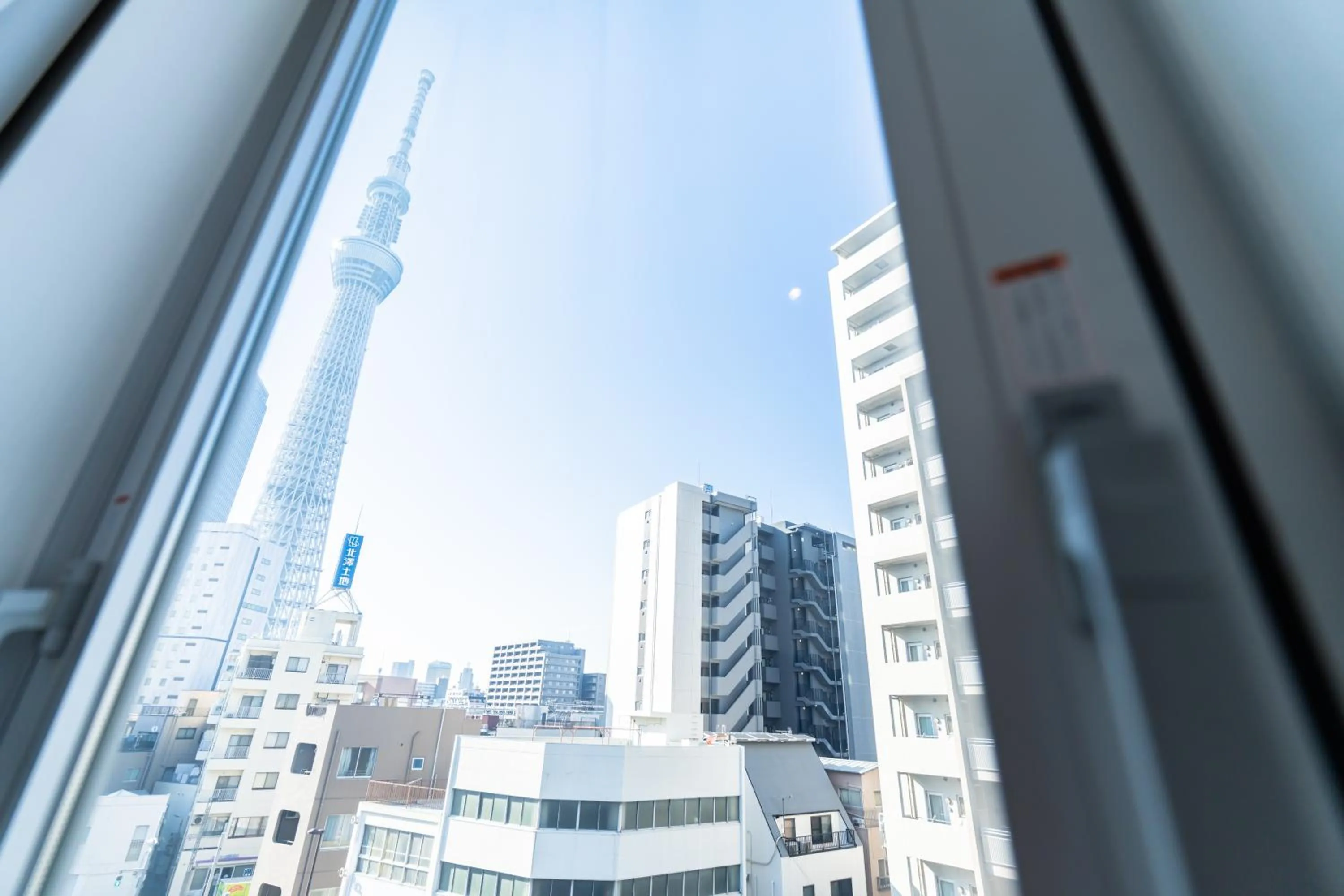 ONE@Tokyo by insomnia