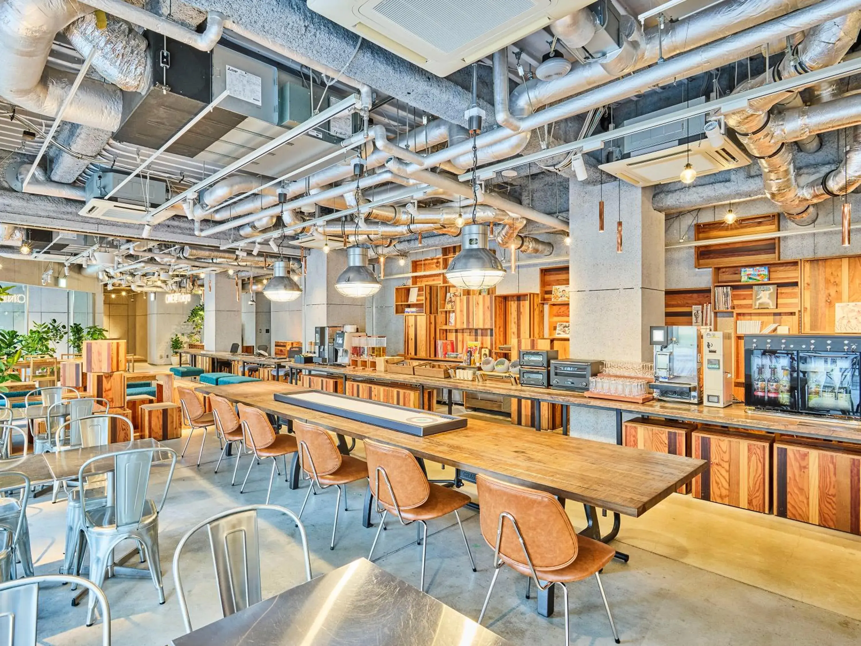 Lounge or bar in ONE@Tokyo by insomnia Lounge or bar in ONE@Tokyo by insomnia