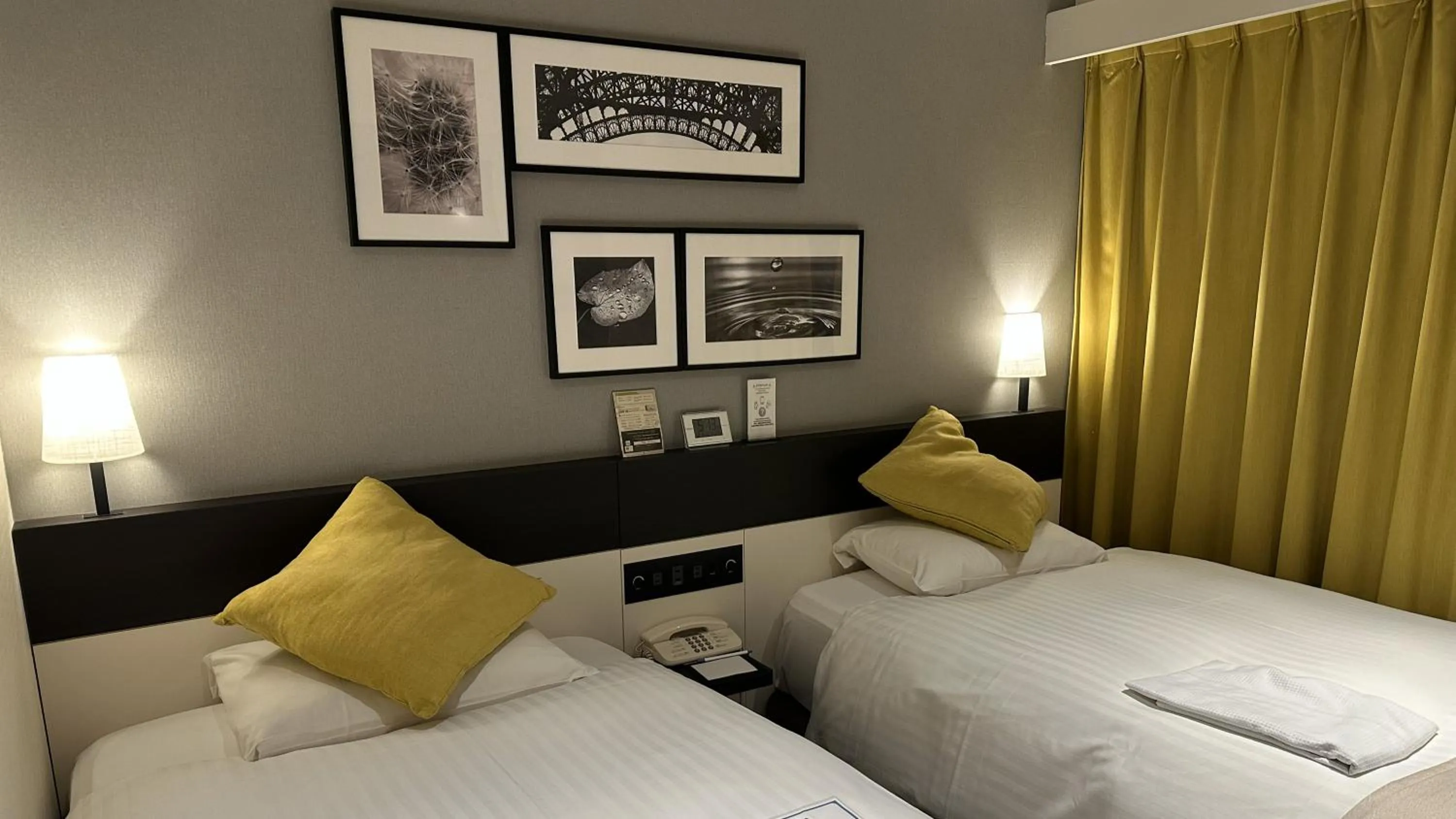 Bed in Akasaka Yoko Hotel