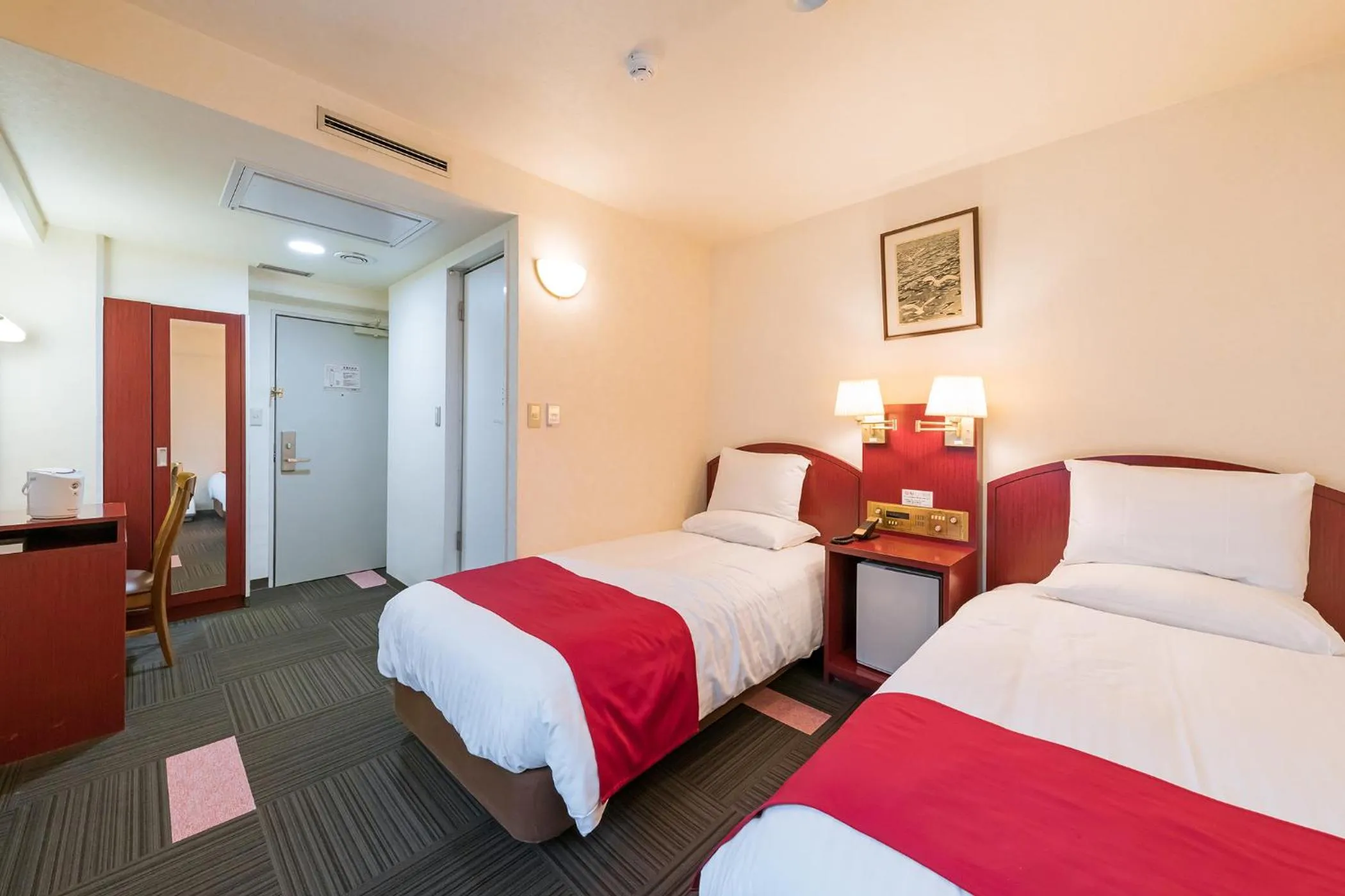 Bed in Akasaka Yoko Hotel