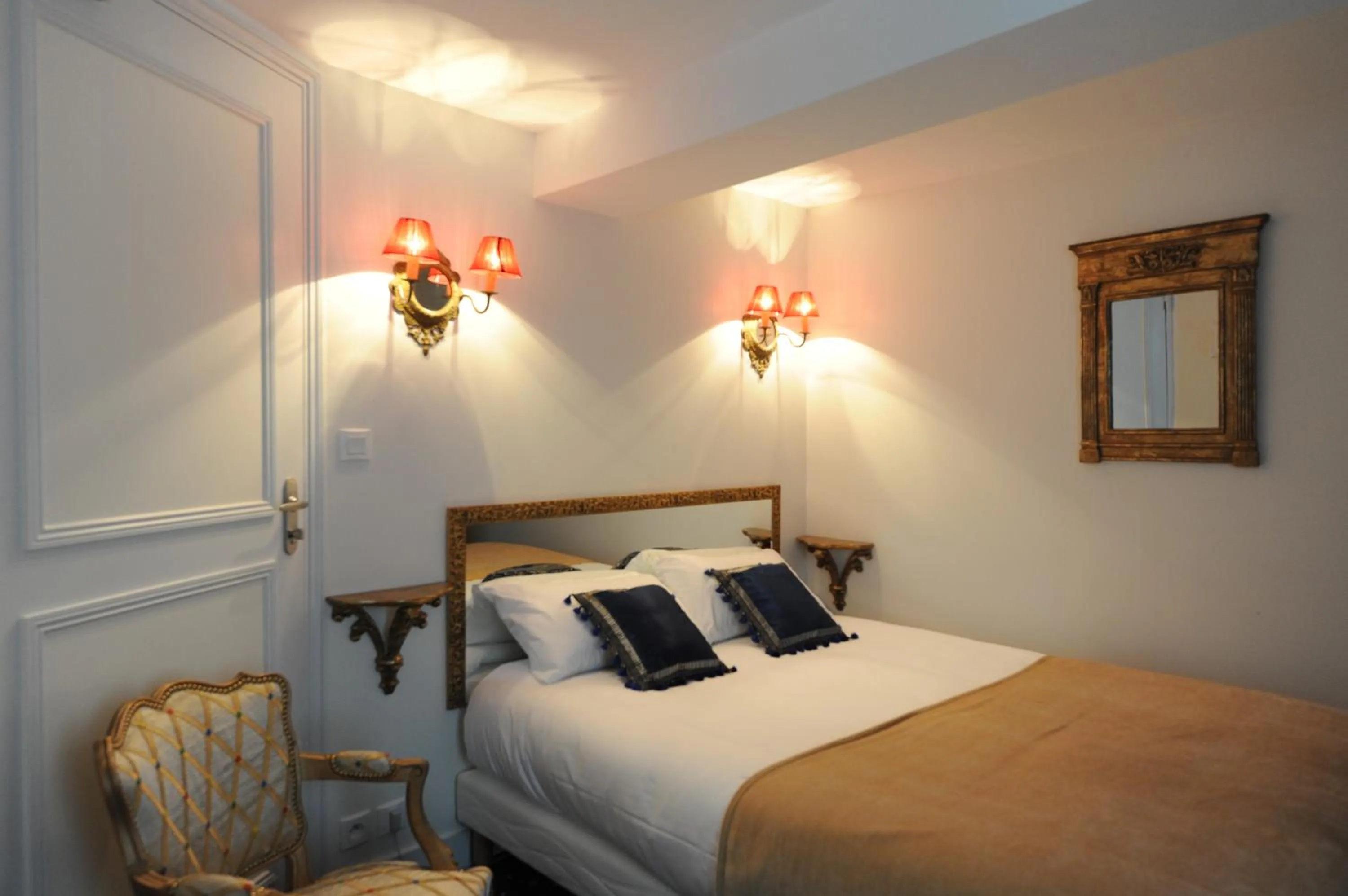 Bedroom, Bed in Le Clos d'Amboise