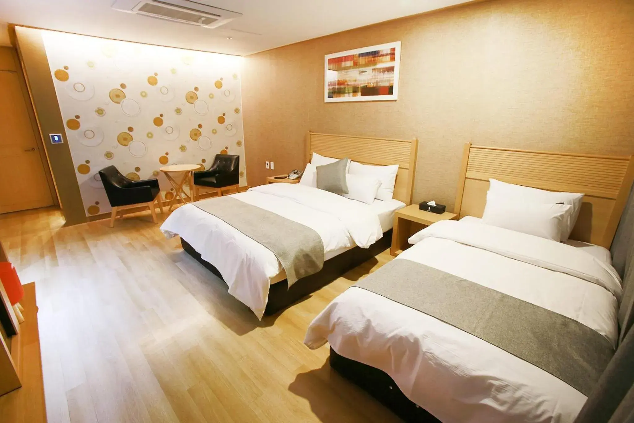 Bed in Paju Golden Hill Bed in Paju Golden Hill