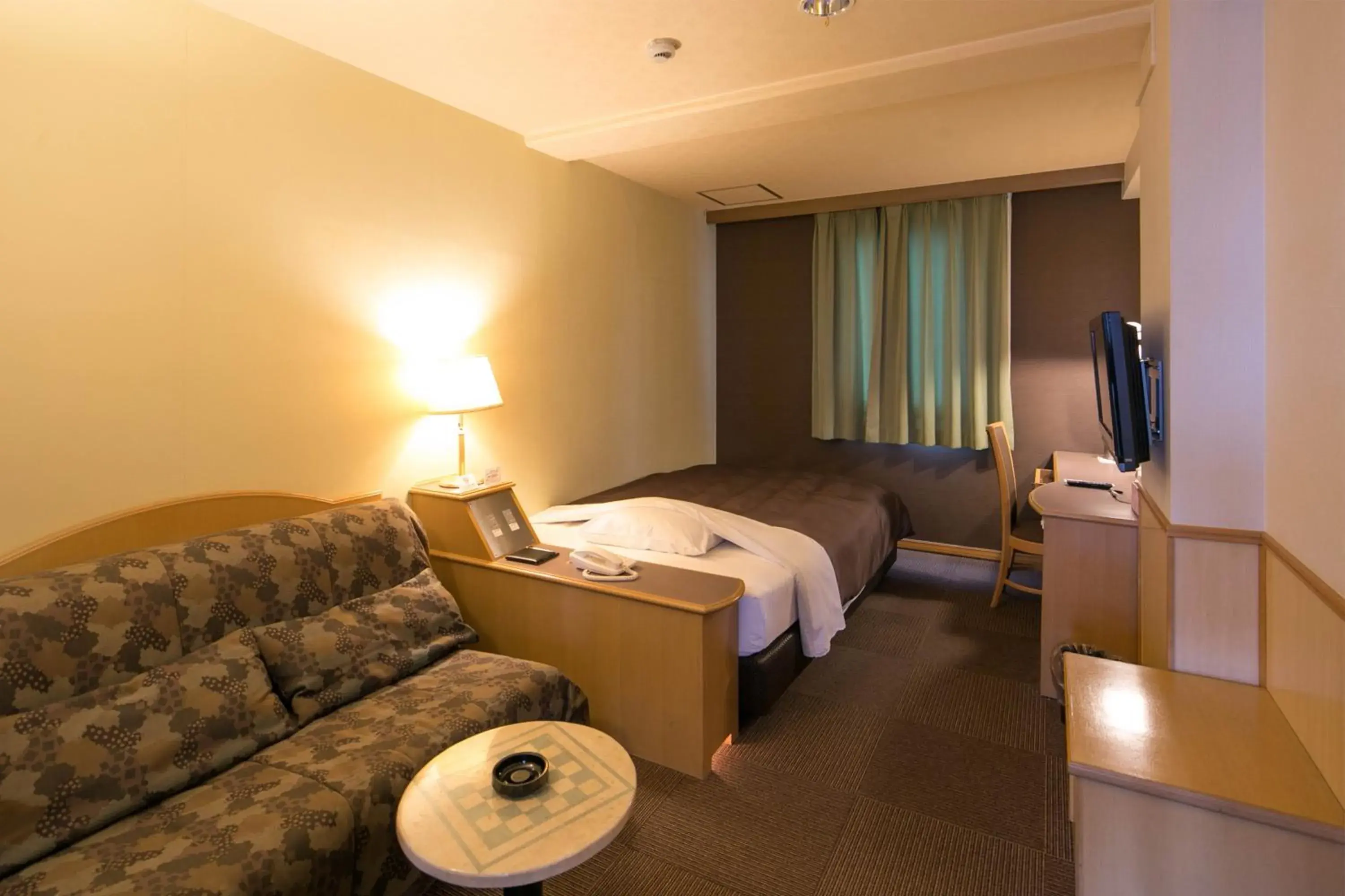 Decorative detail, Bed in Miyakonojo Green Hotel Decorative detail, Bed in Miyakonojo Green Hotel