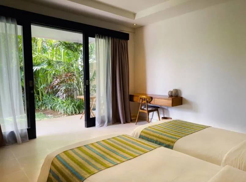 Bed in Echo Beach Duo