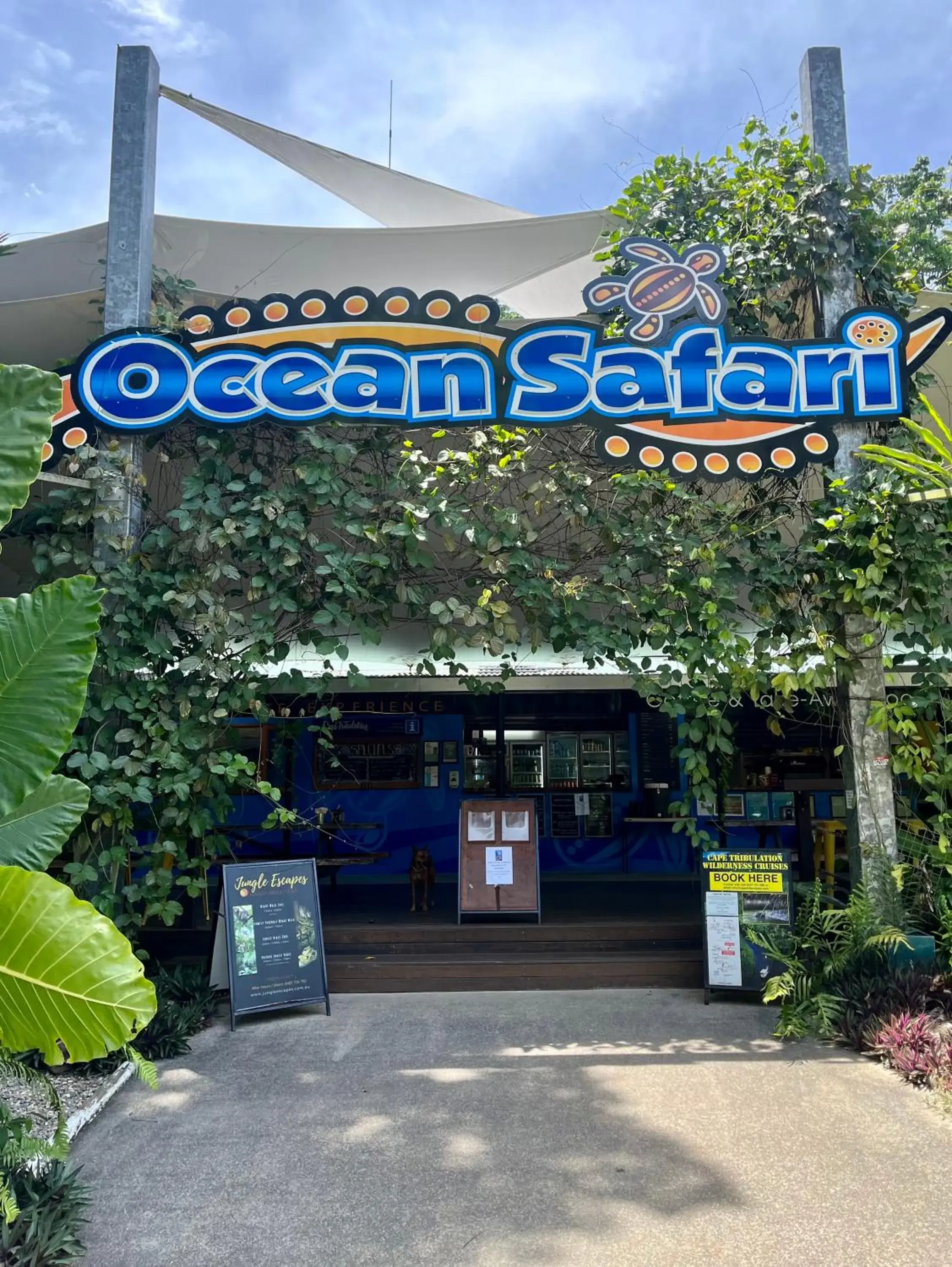 Street view in Safari Lodge Street view in Safari Lodge