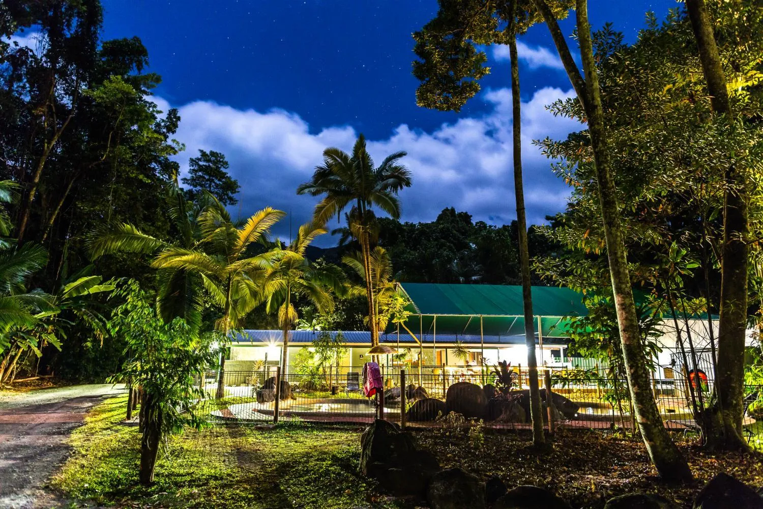 Night in Safari Lodge