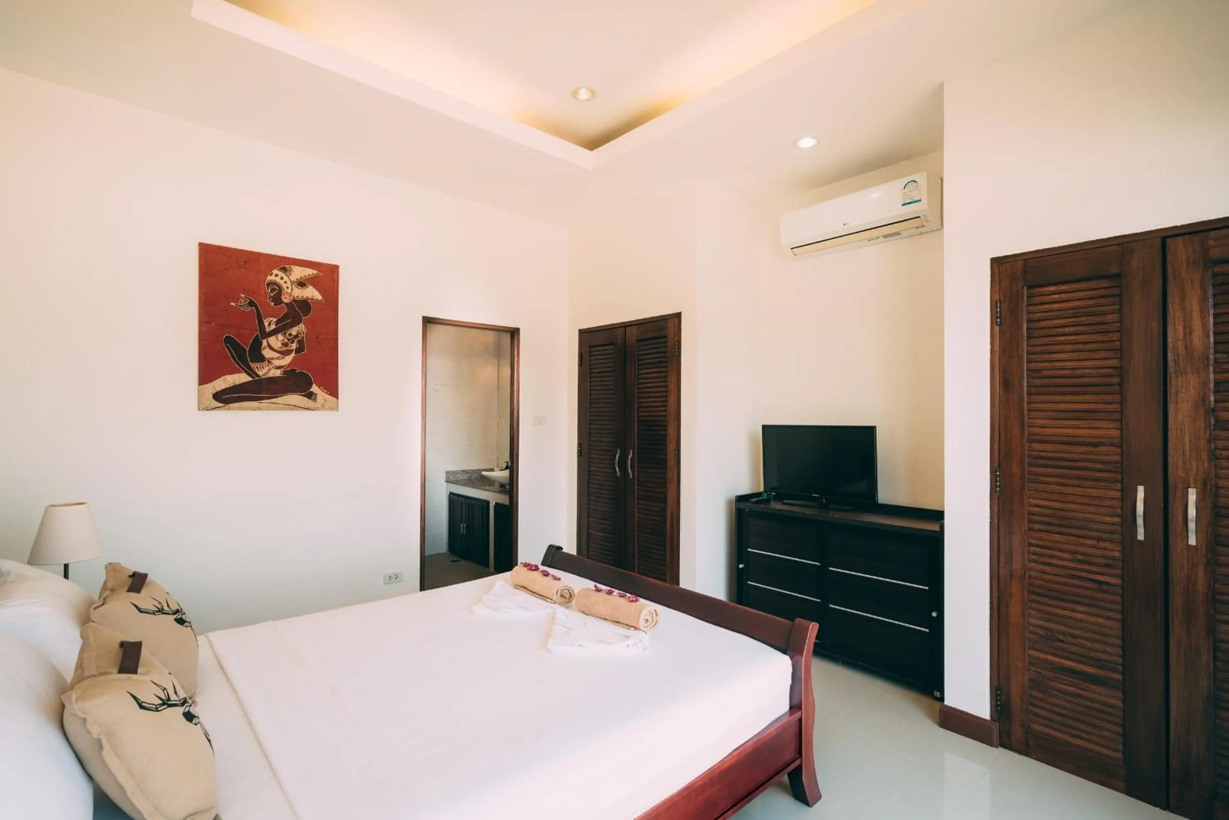 Communal lounge/ TV room, Bed in Lilu Villa In Lamai