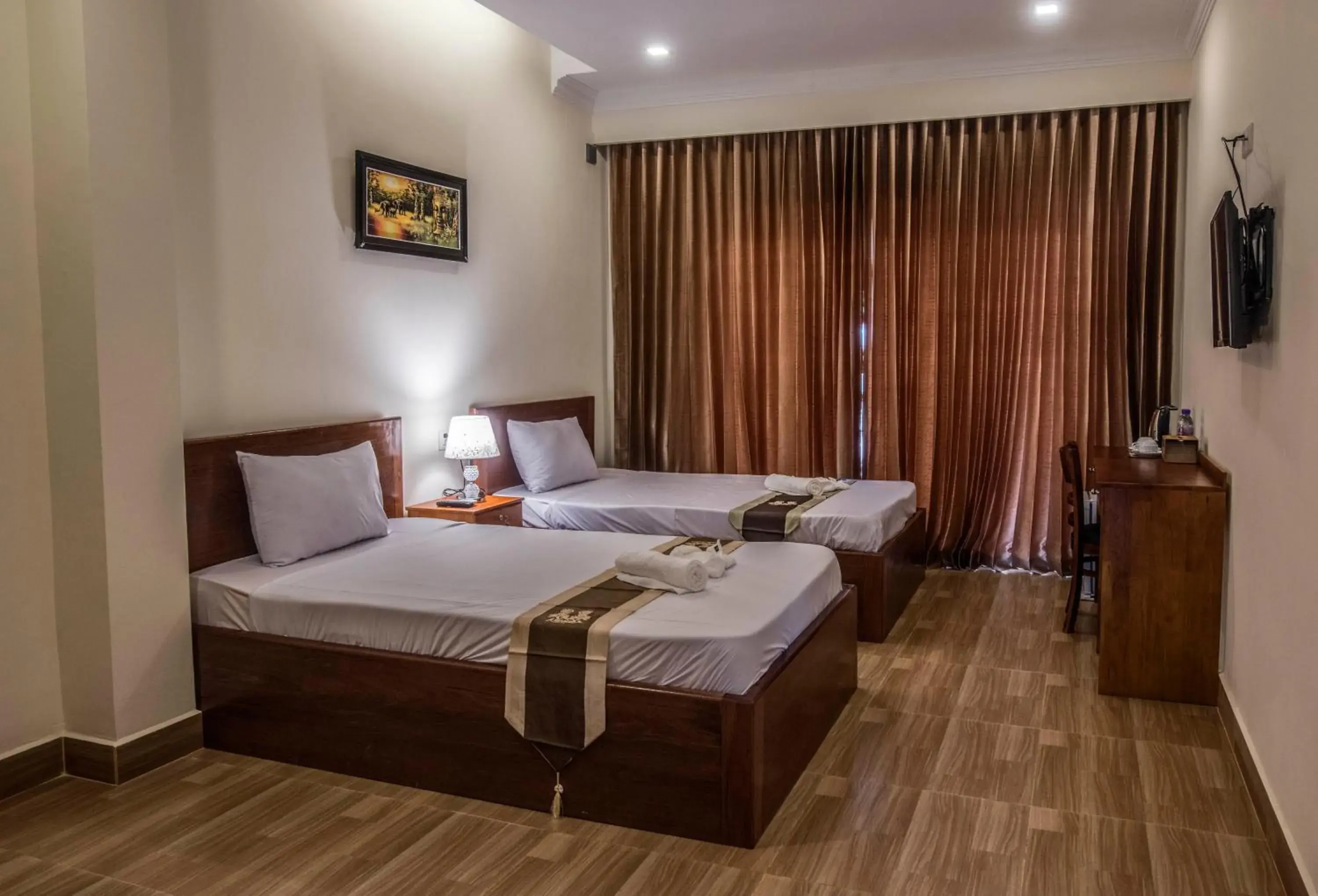 Bedroom, Bed in Phnom Penh Le Vincent Hotel Bedroom, Bed in Phnom Penh Le Vincent Hotel