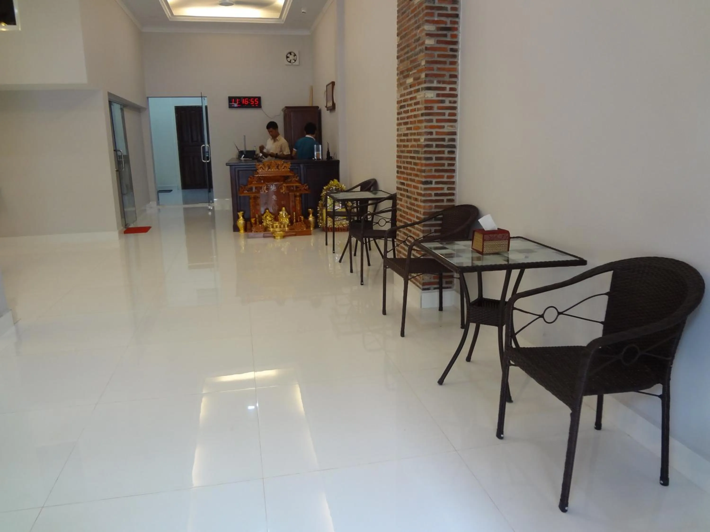 Lobby or reception in Phnom Penh Le Vincent Hotel