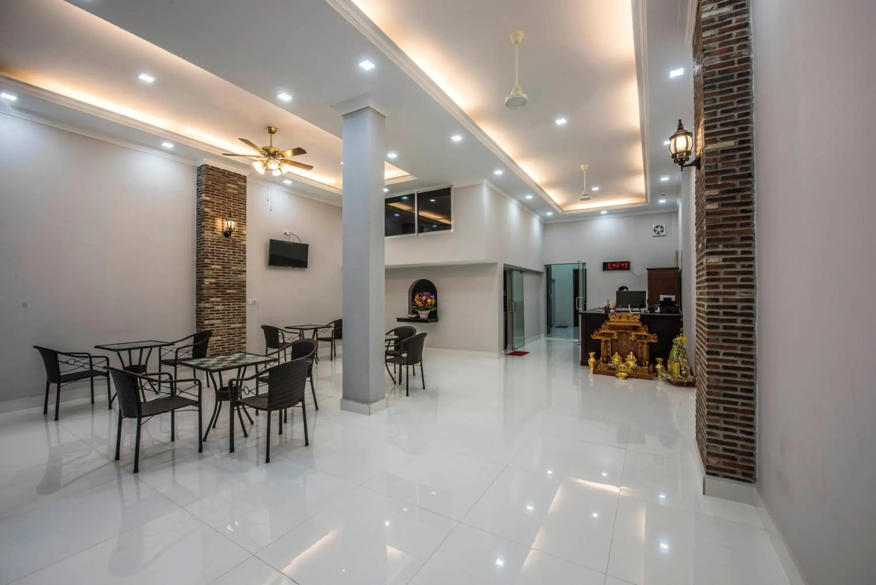 Restaurant/places to eat in Phnom Penh Le Vincent Hotel Restaurant/places to eat in Phnom Penh Le Vincent Hotel