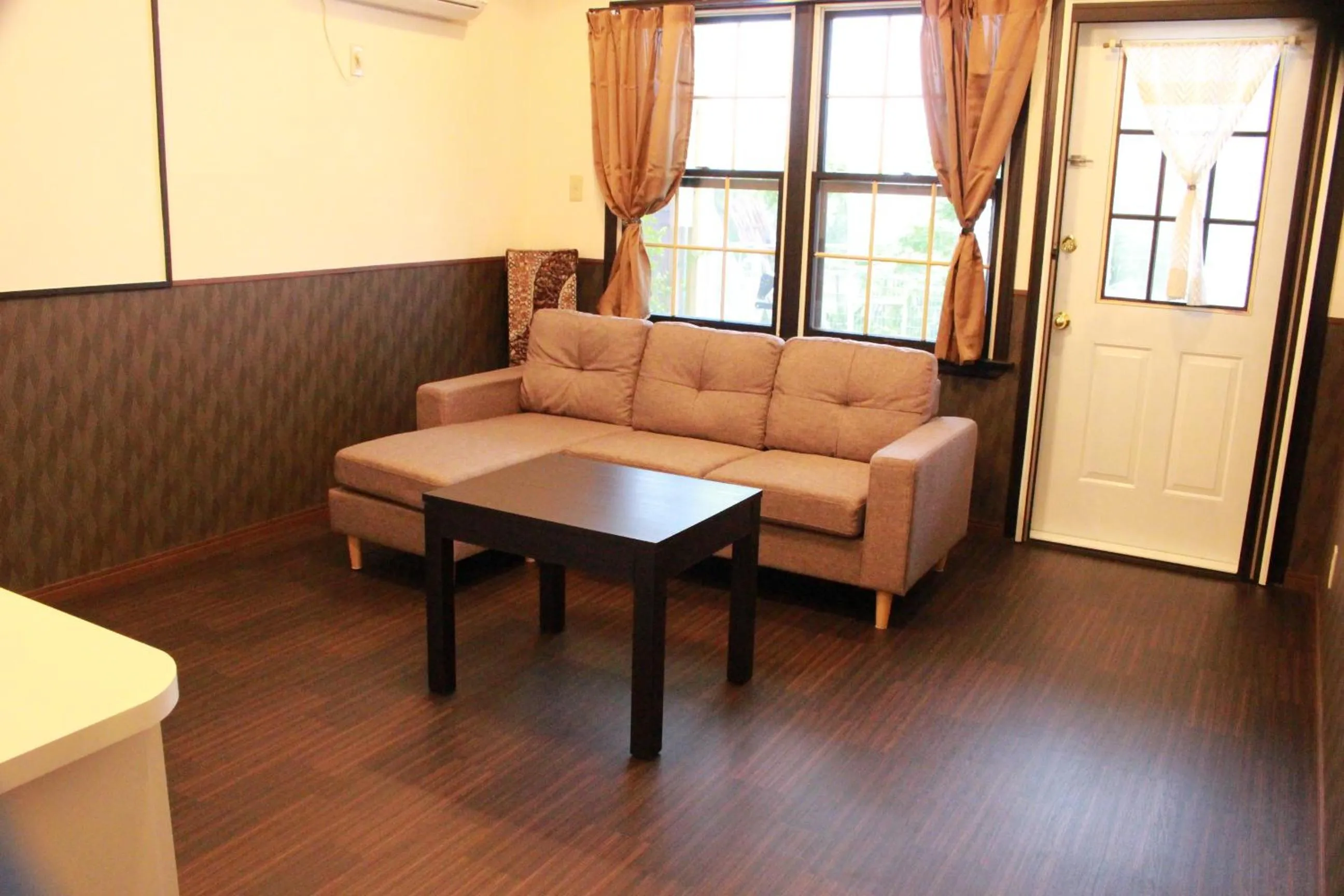 Photo of the whole room in Nangoku Lodge Booya