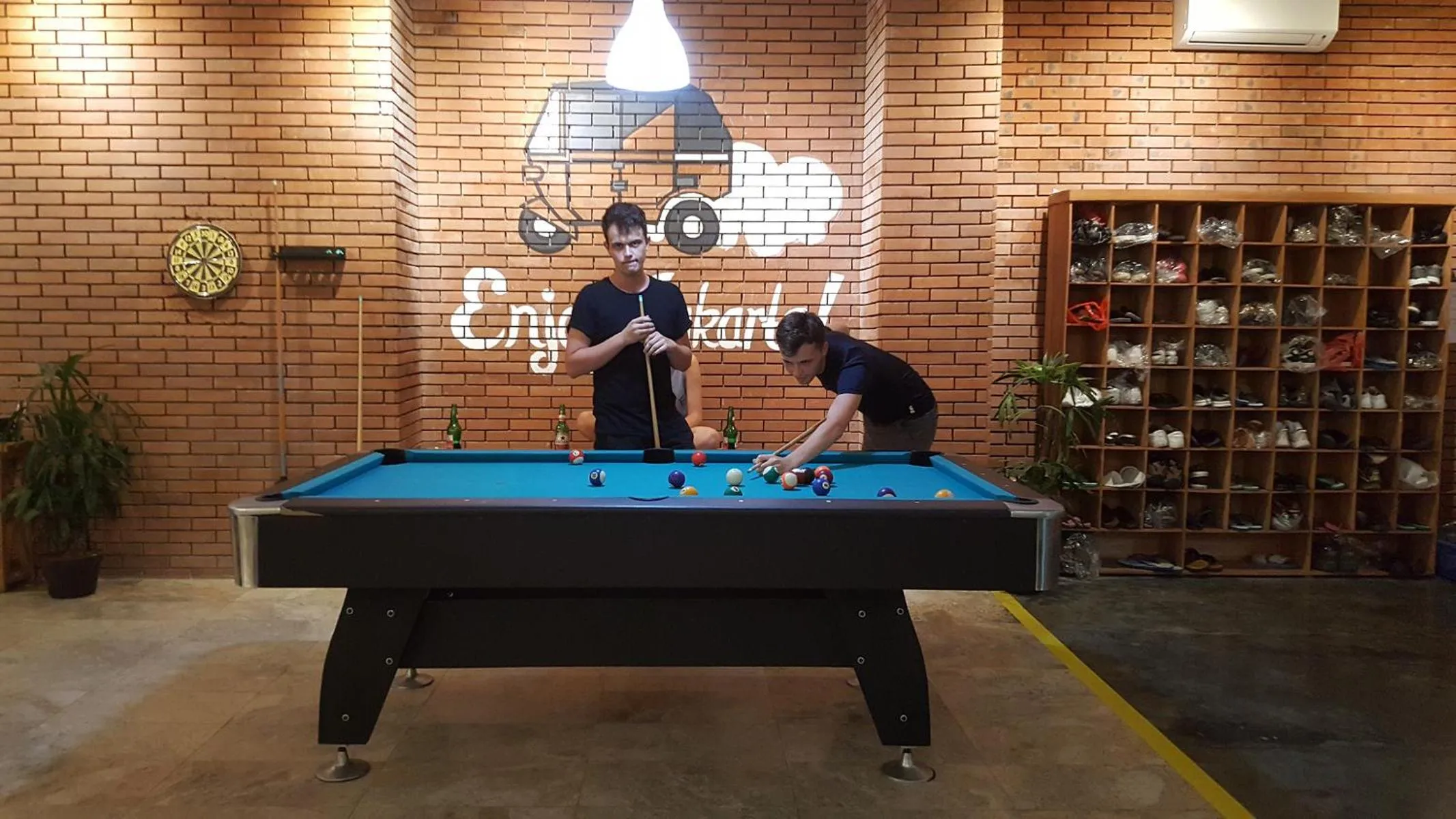 Billiard in Wonderloft Hostel Kota Tua