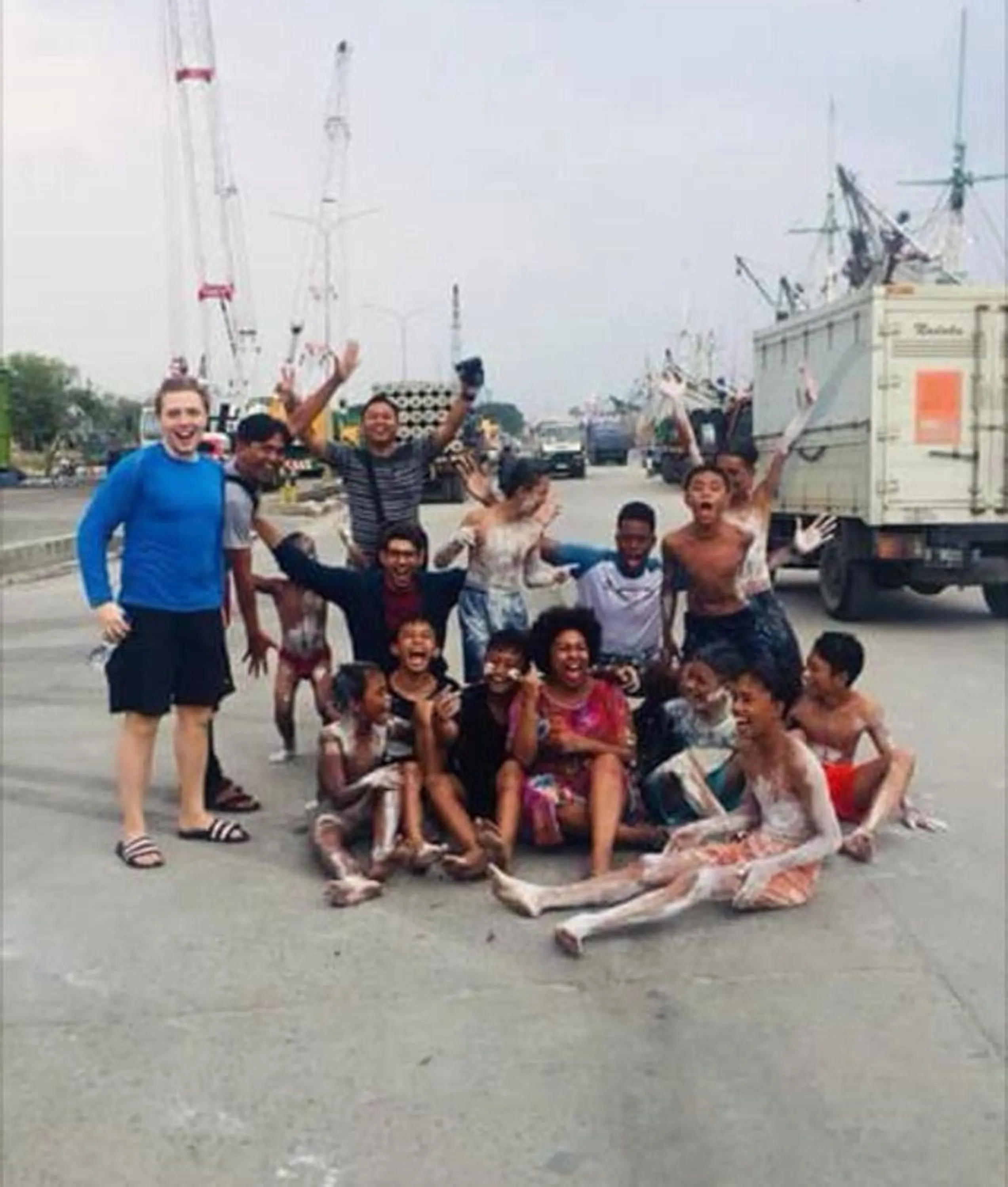 group of guests in Wonderloft Hostel Kota Tua