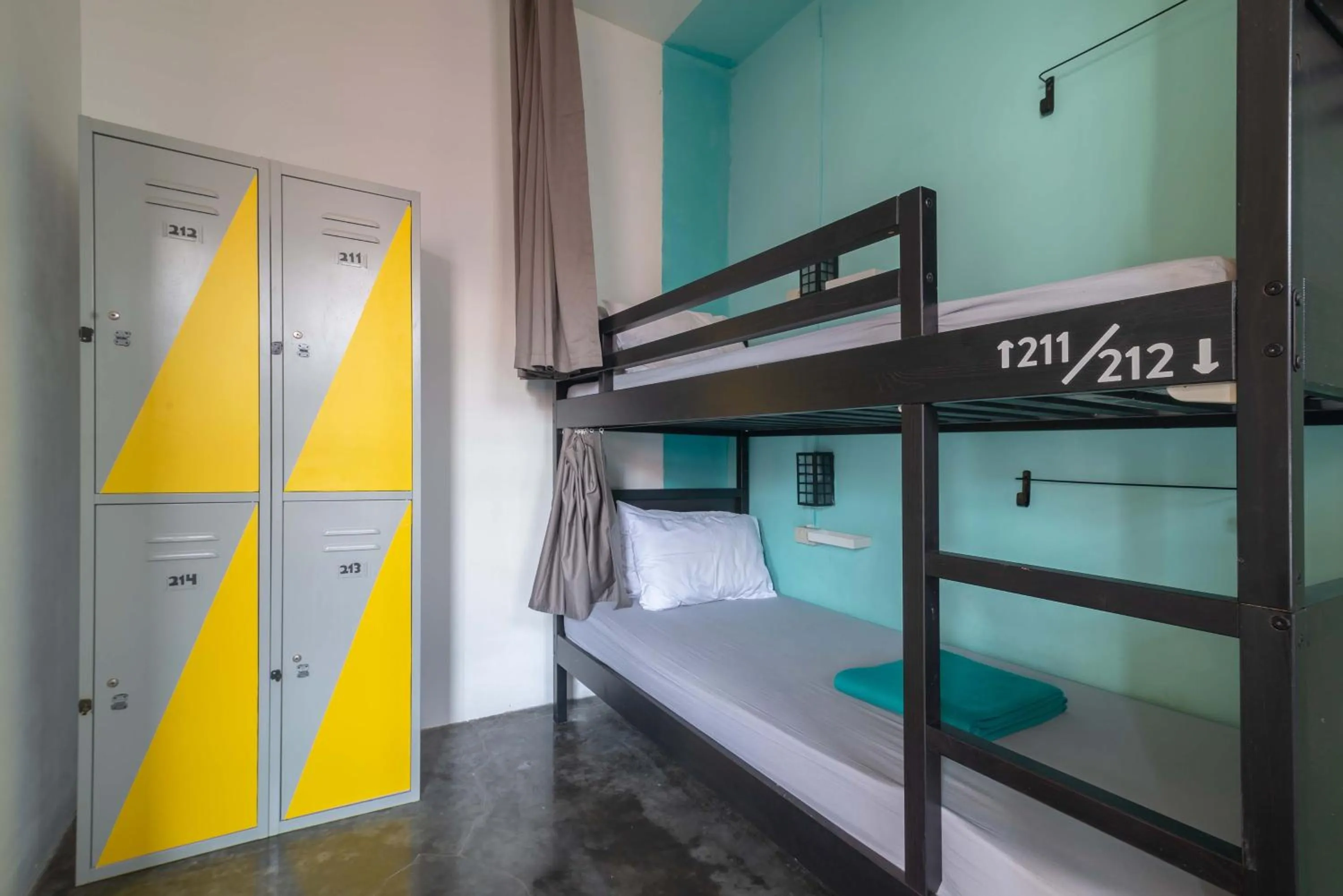 bunk bed, Bed in Wonderloft Hostel Kota Tua