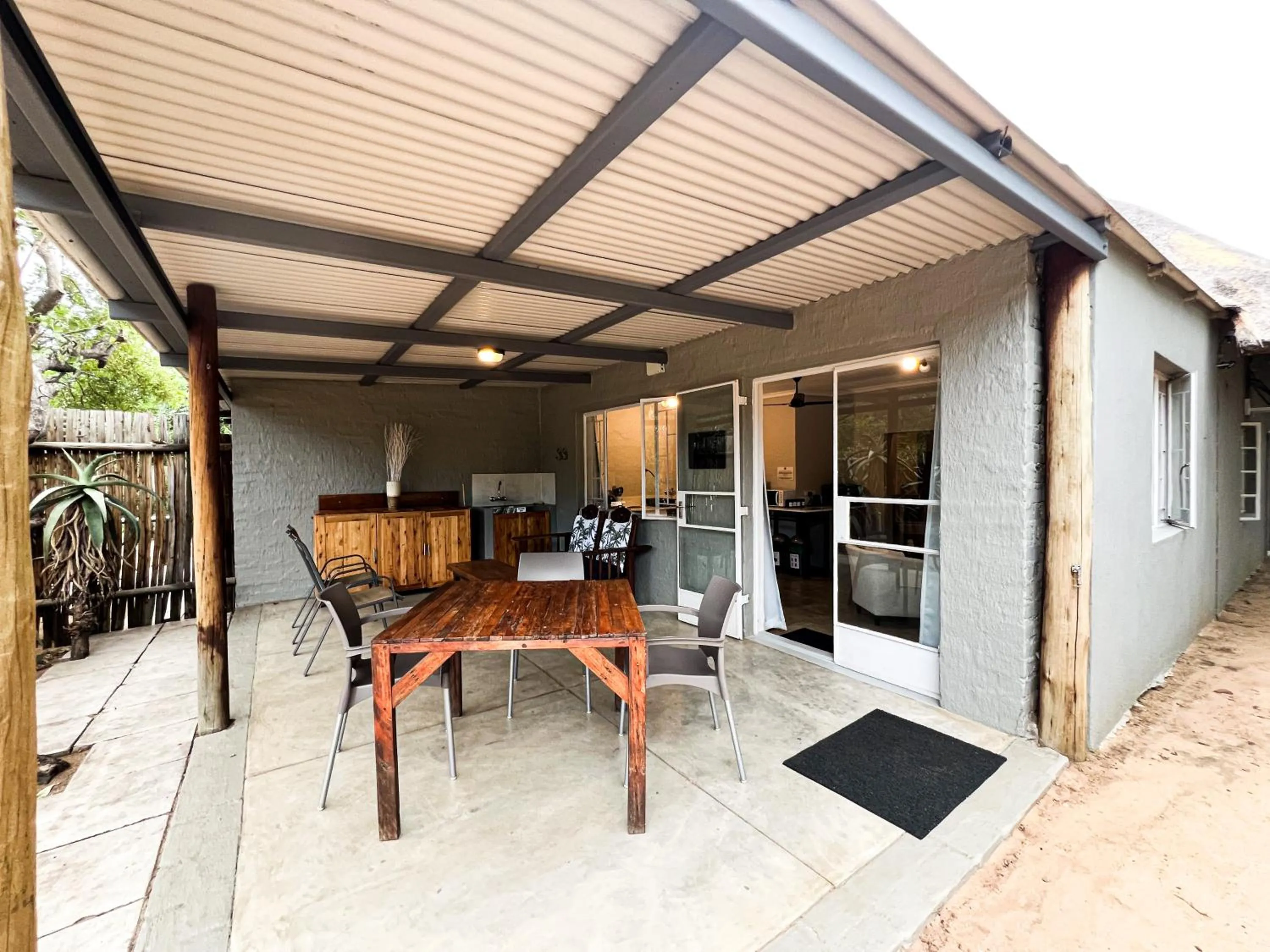 Property building in 24 Degrees South Country Estate