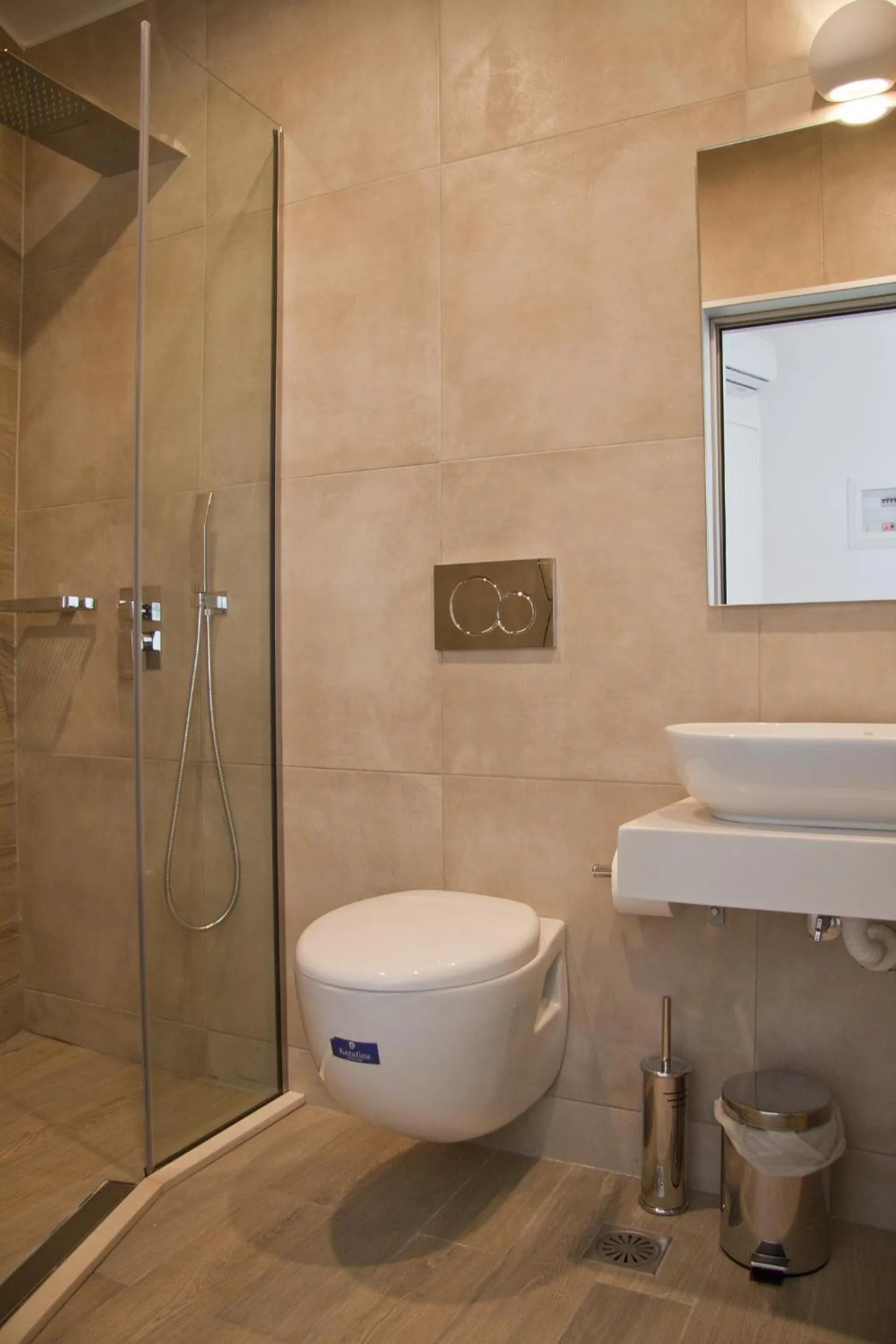 Shower in Christina Beach Hotel