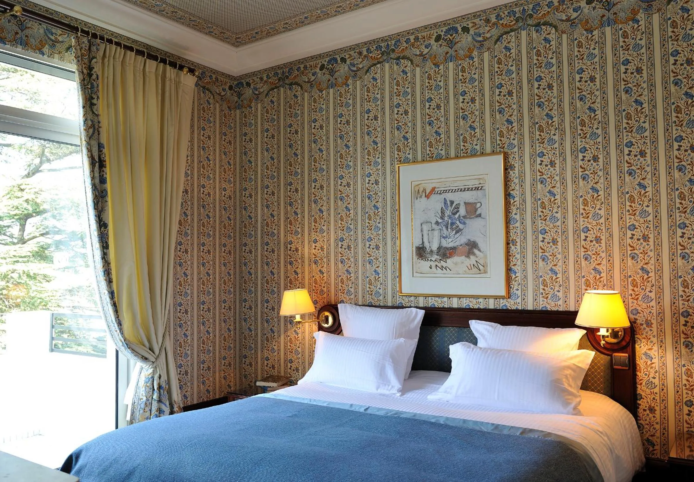Bedroom, Bed in Le Grand Hôtel - Domaine De Divonne