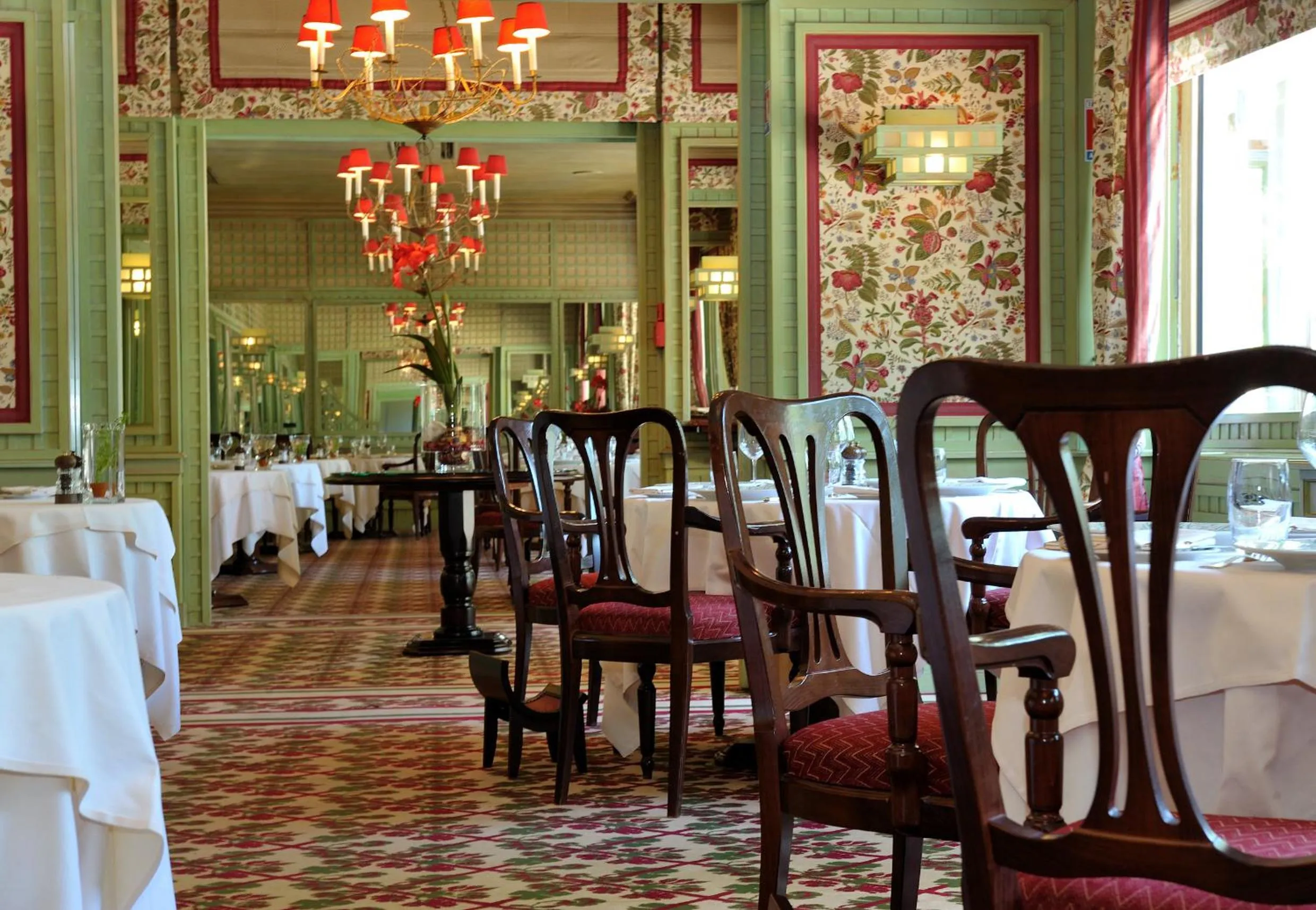 Restaurant/places to eat in Le Grand Hôtel - Domaine De Divonne