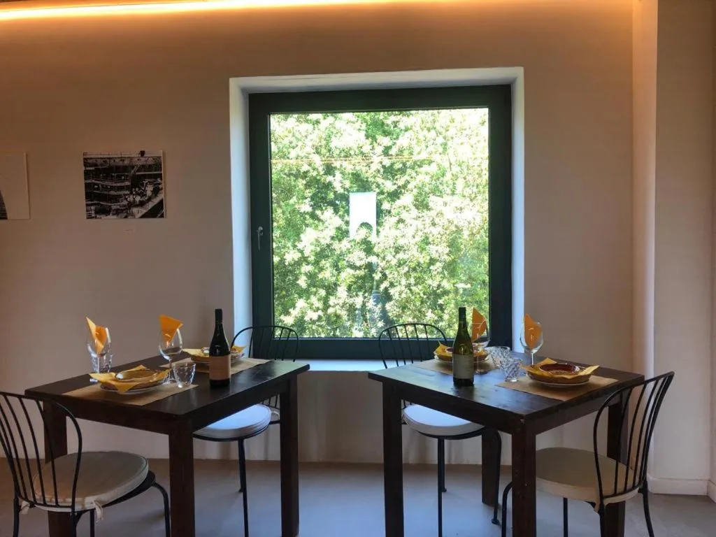 Restaurant/places to eat in BB Gli Aristogatti