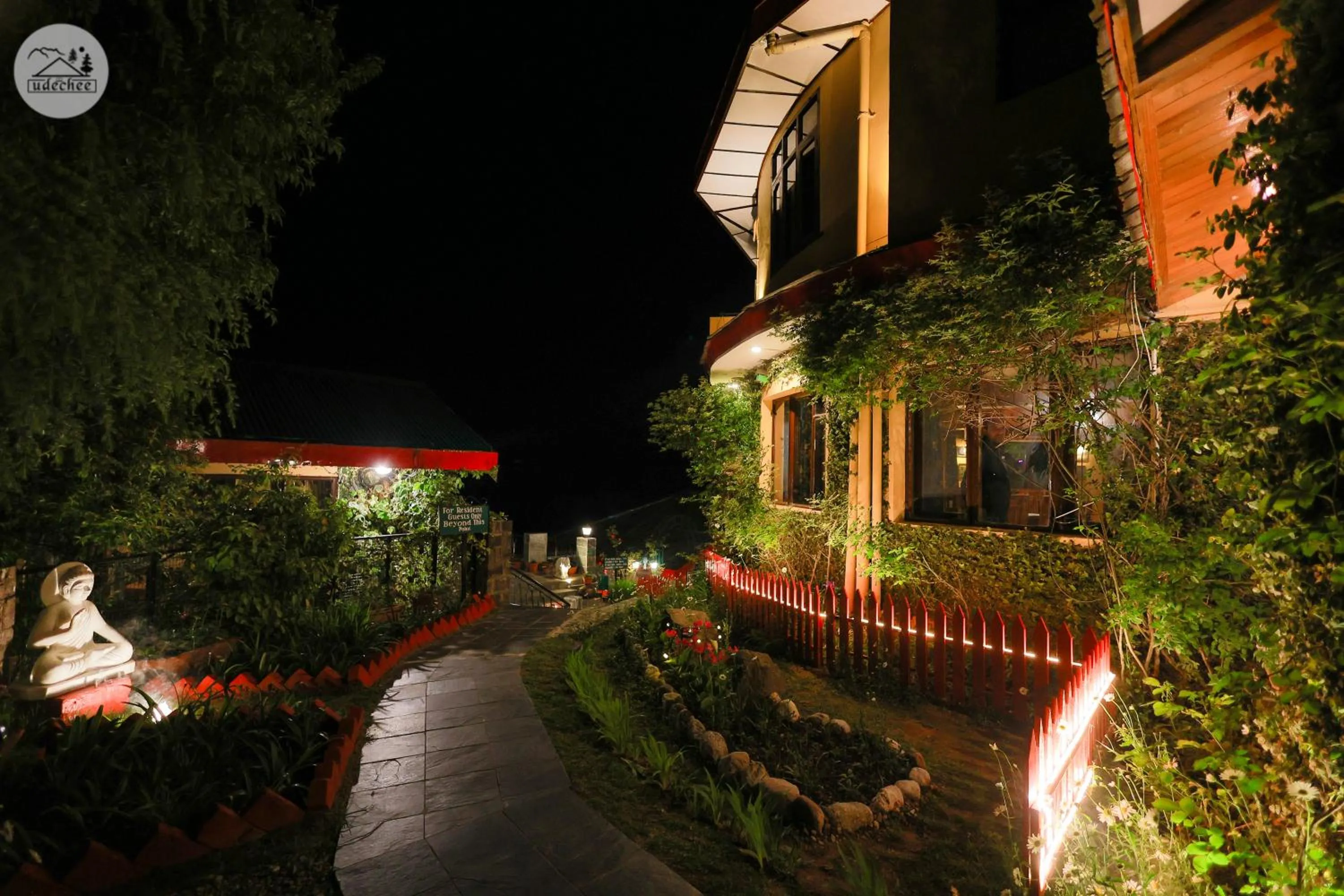 Hotel Udechee Huts, McLeod Ganj