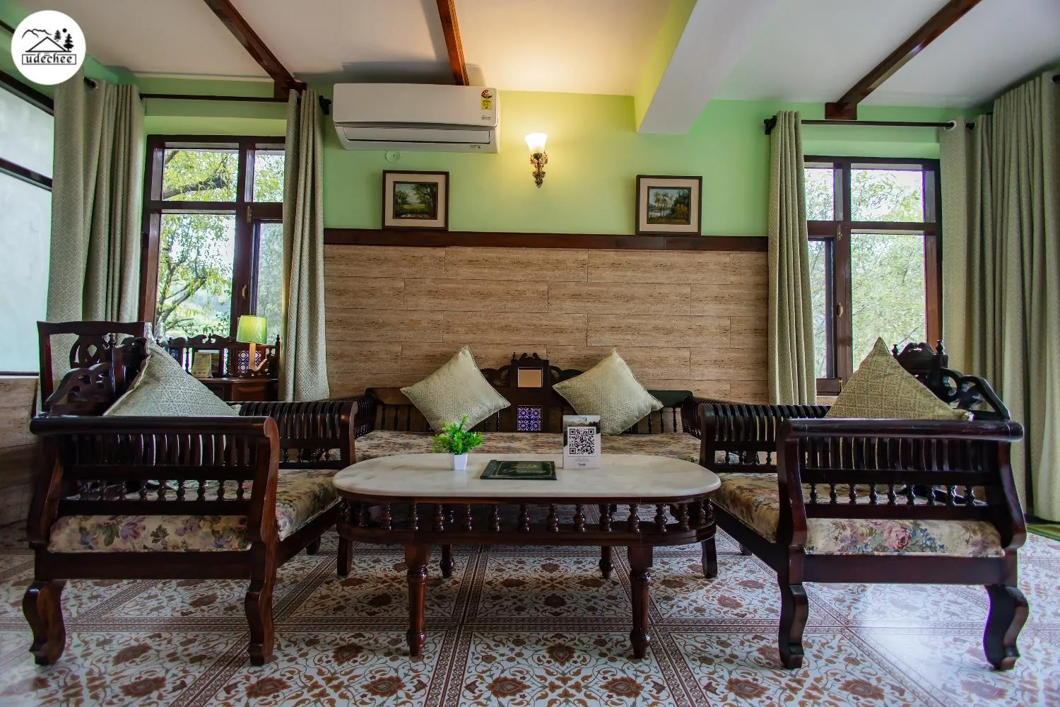 Hotel Udechee Huts, McLeod Ganj