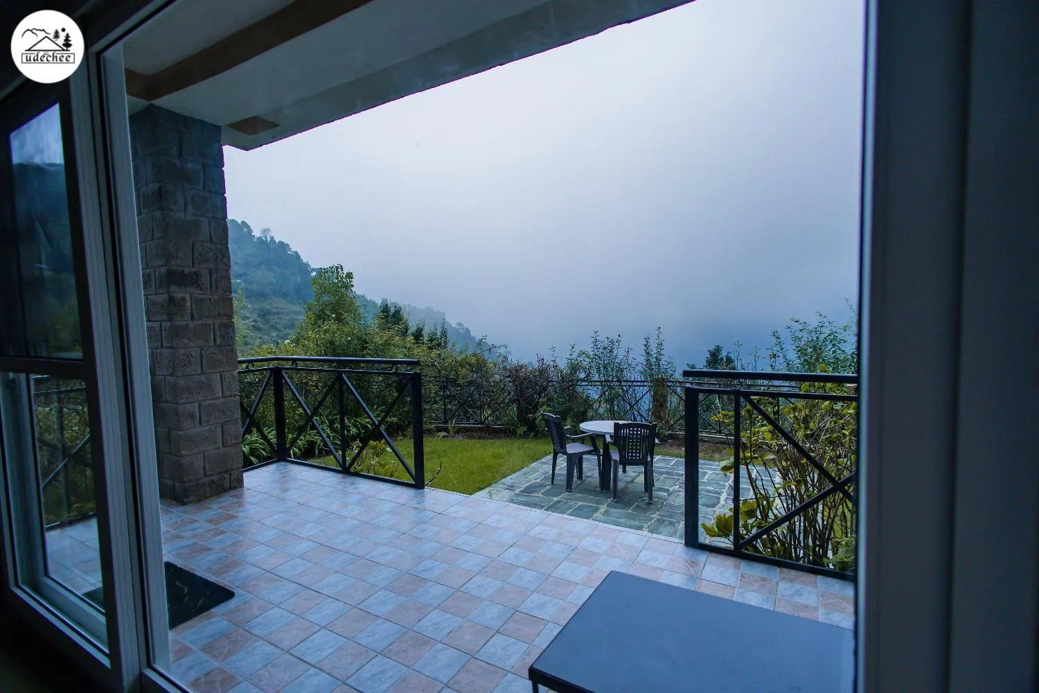 Hotel Udechee Huts, McLeod Ganj