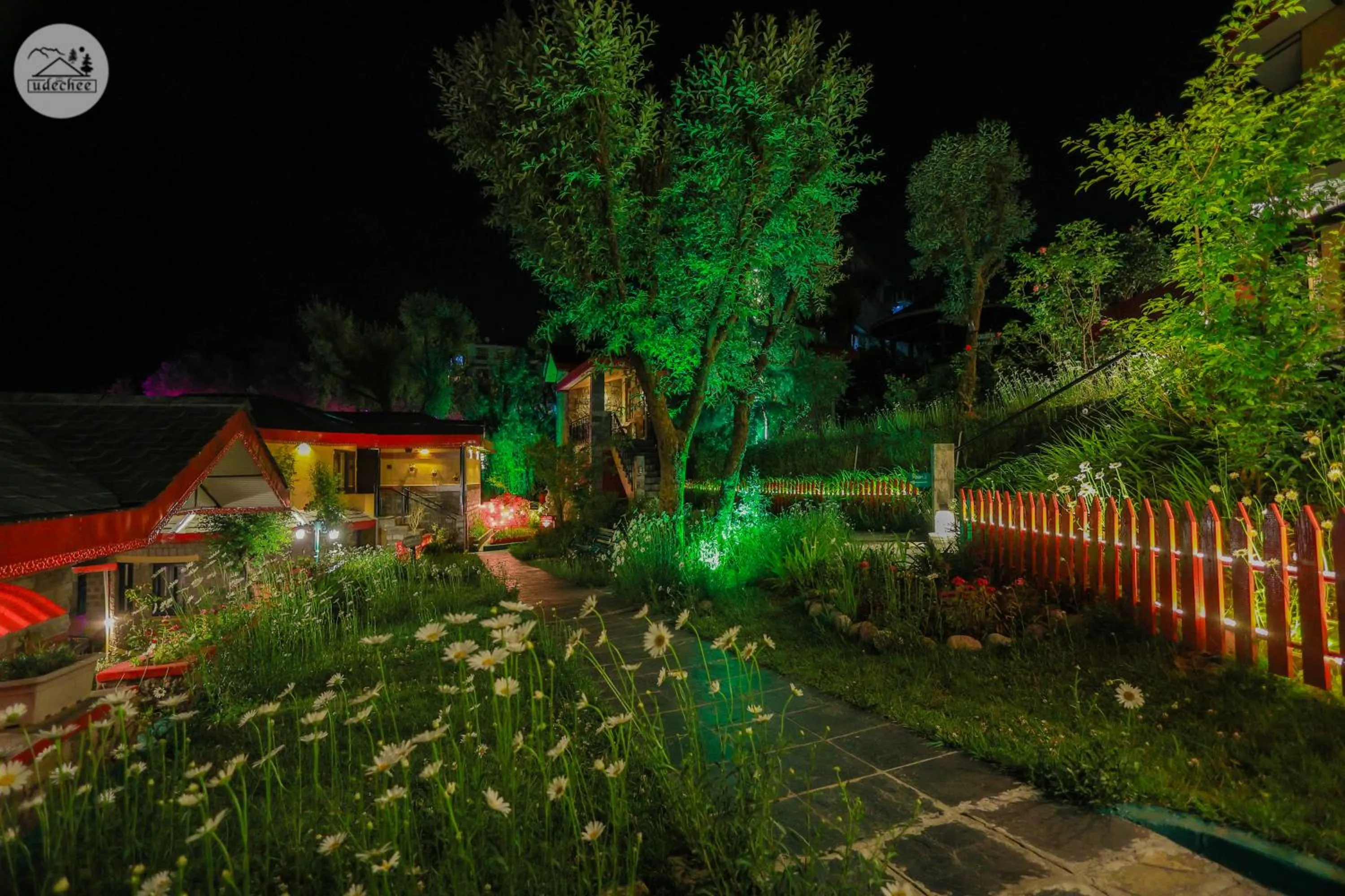 Hotel Udechee Huts, McLeod Ganj