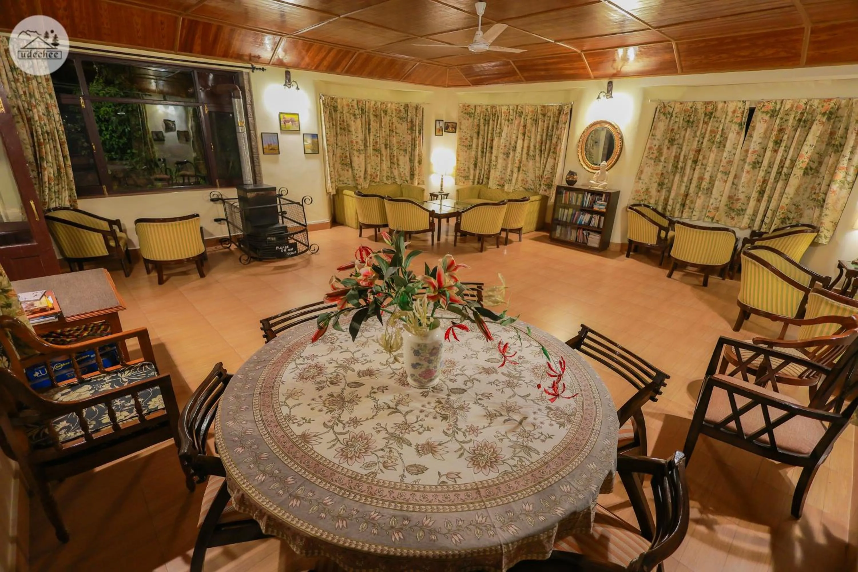 Hotel Udechee Huts, McLeod Ganj