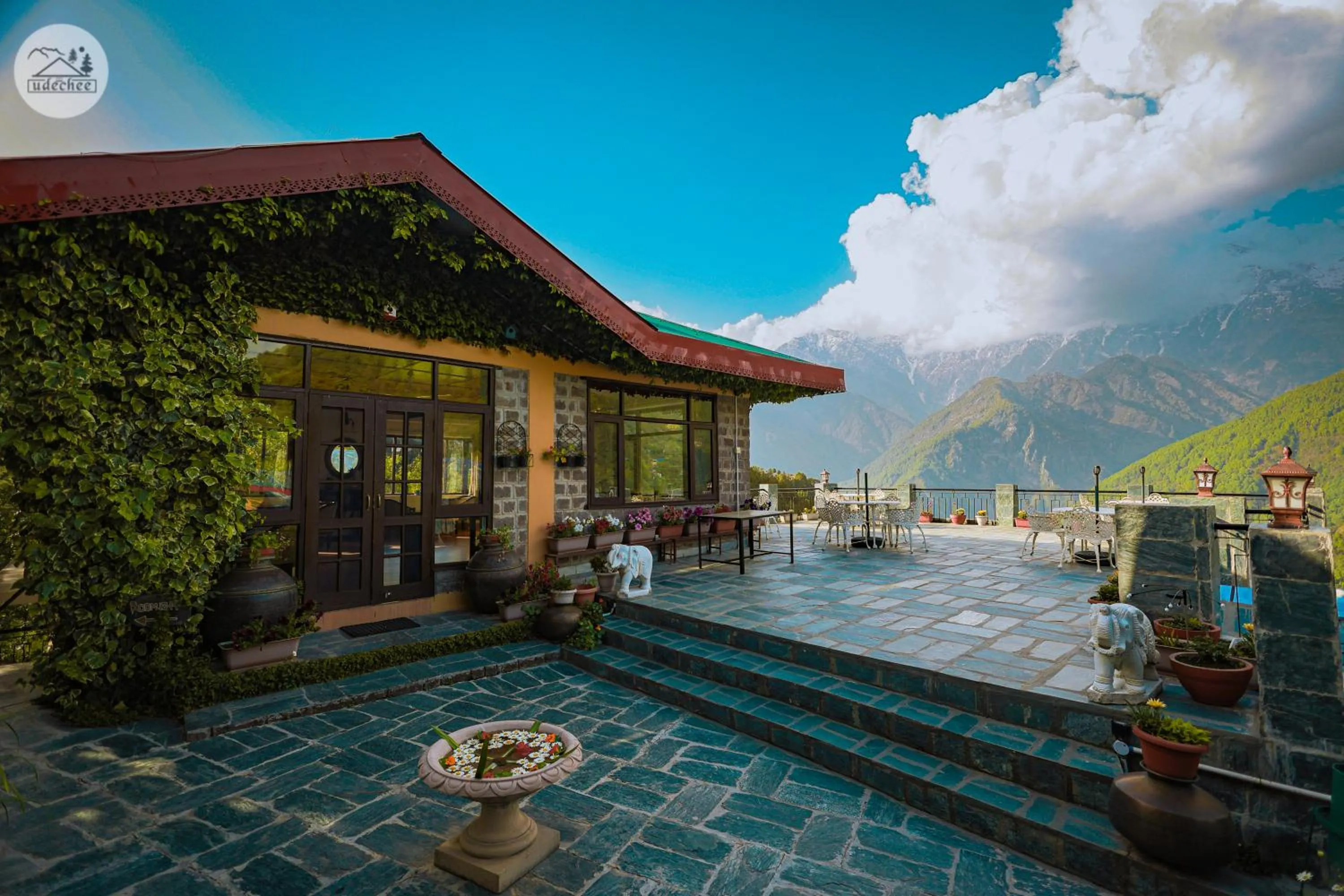 Hotel Udechee Huts, McLeod Ganj