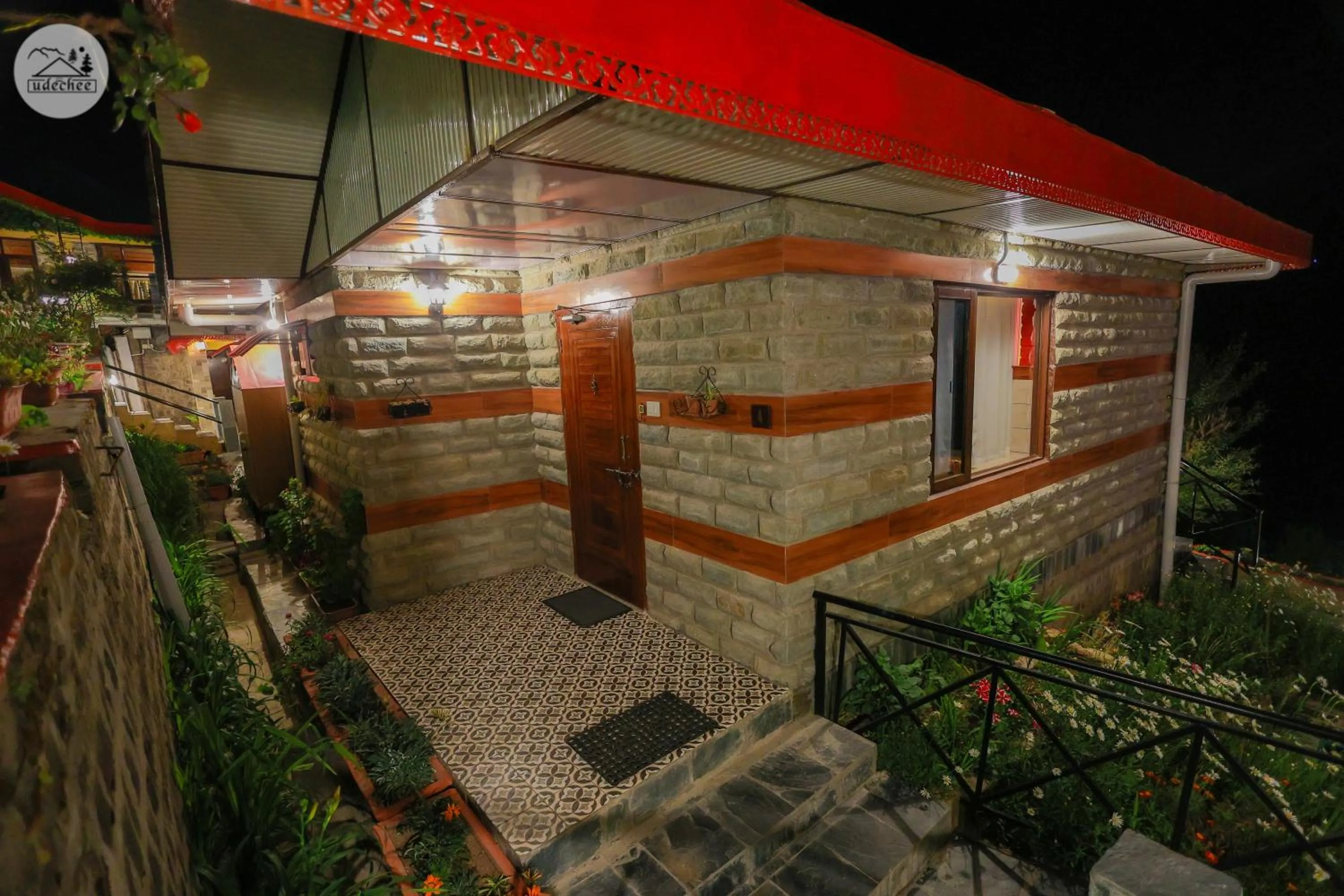 Hotel Udechee Huts, McLeod Ganj