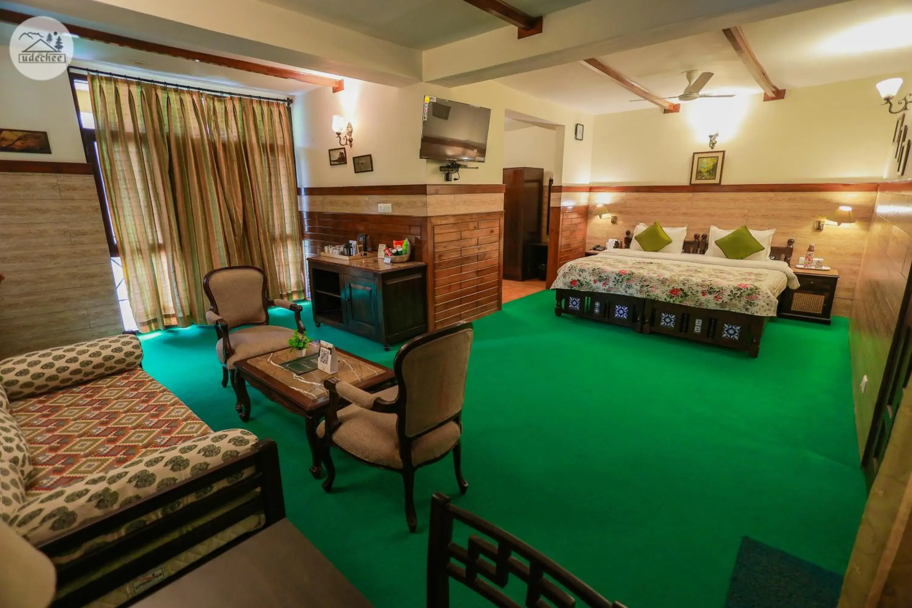 Deluxe King Room in Hotel Udechee Huts, McLeod Ganj Deluxe King Room in Hotel Udechee Huts, McLeod Ganj