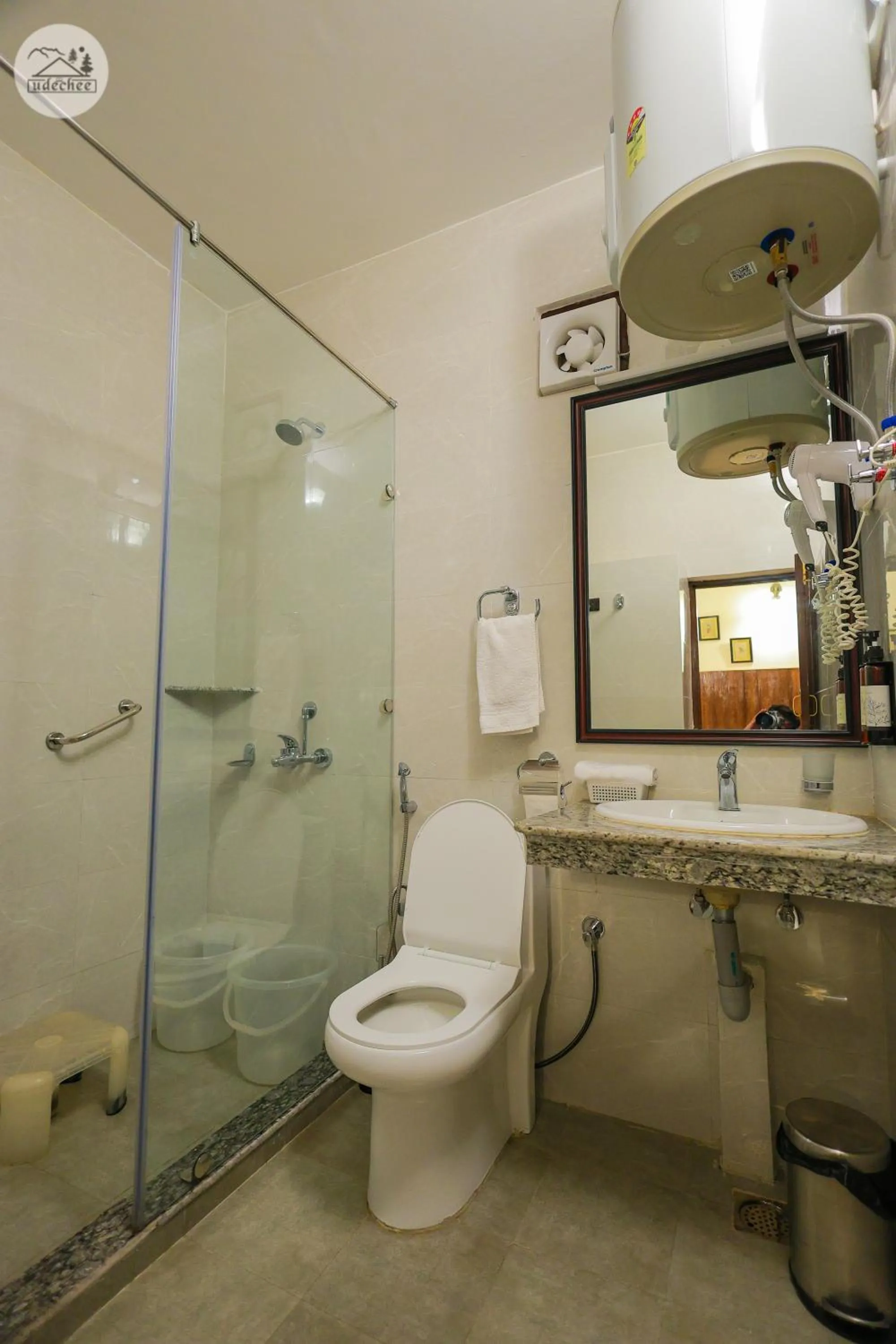 Hotel Udechee Huts, McLeod Ganj