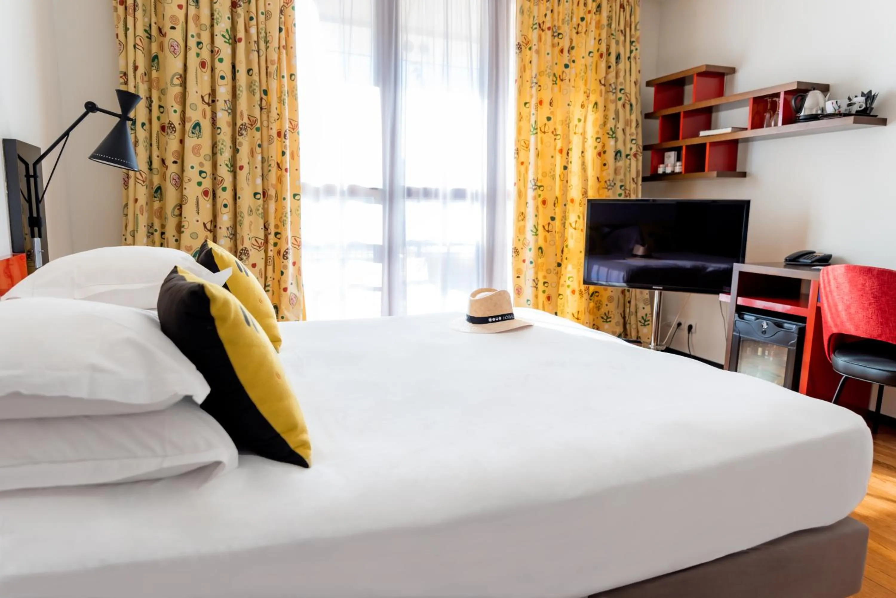 Bed in La Residence Du Vieux Port