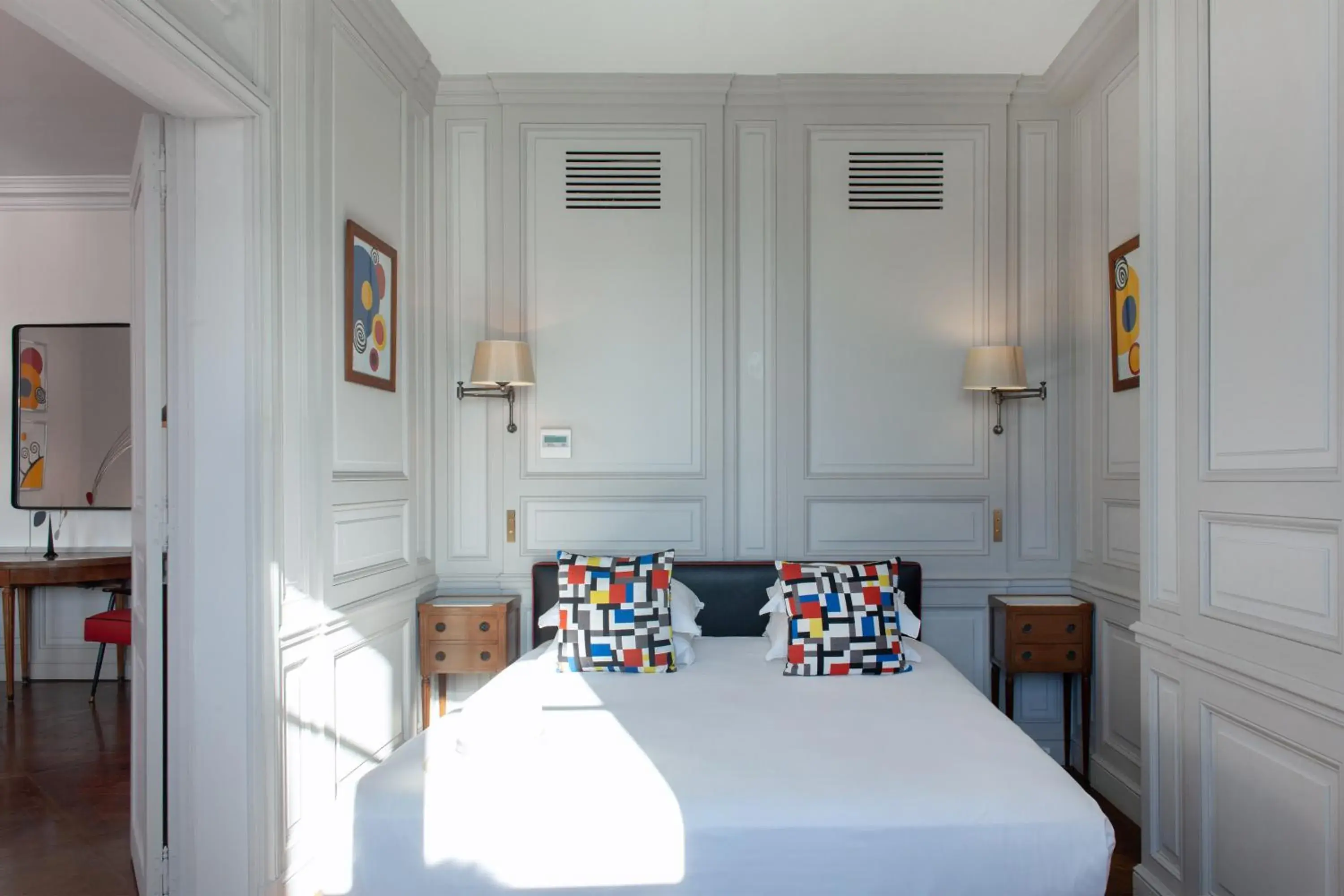 Bed in La Residence Du Vieux Port Bed in La Residence Du Vieux Port