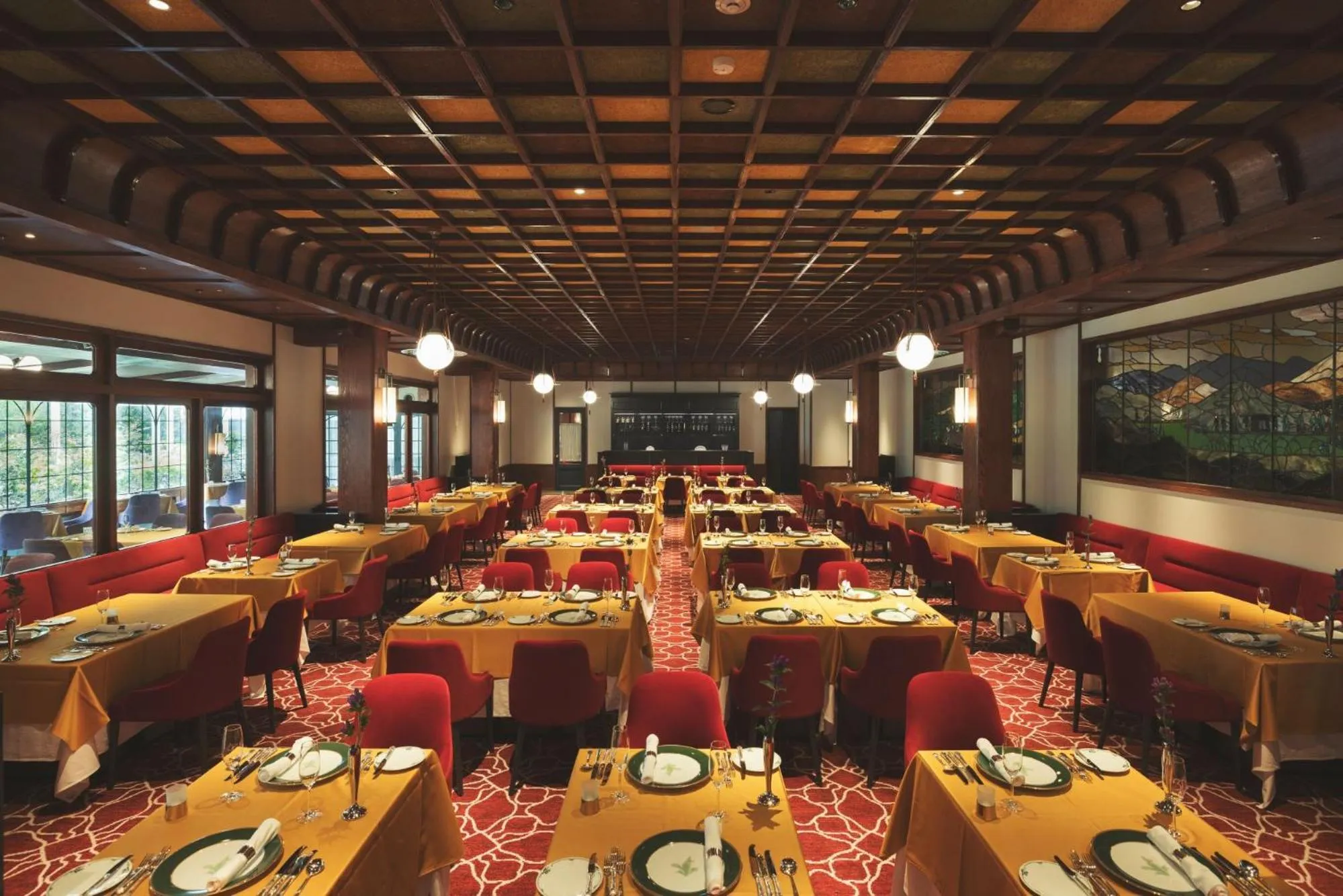 Restaurant/places to eat in Mampei Hotel