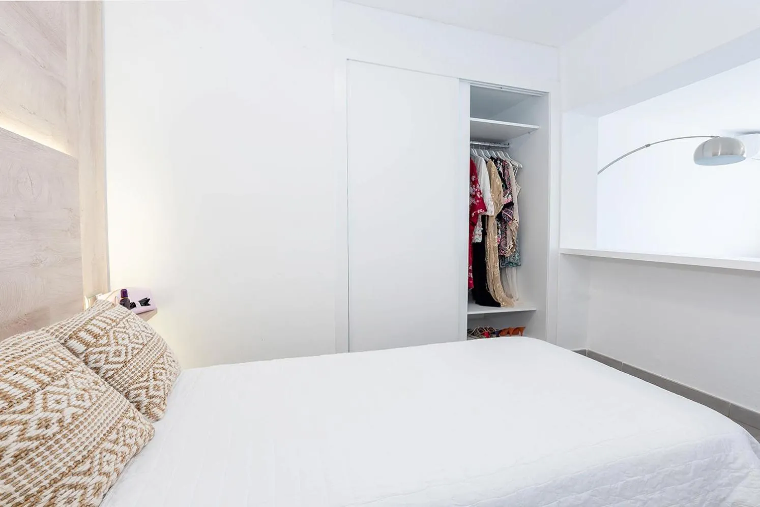 Bed in Enkala Apartamentos