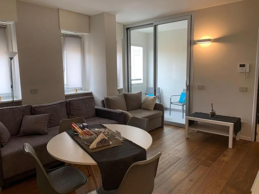 TV and multimedia in Aparthotel Isola