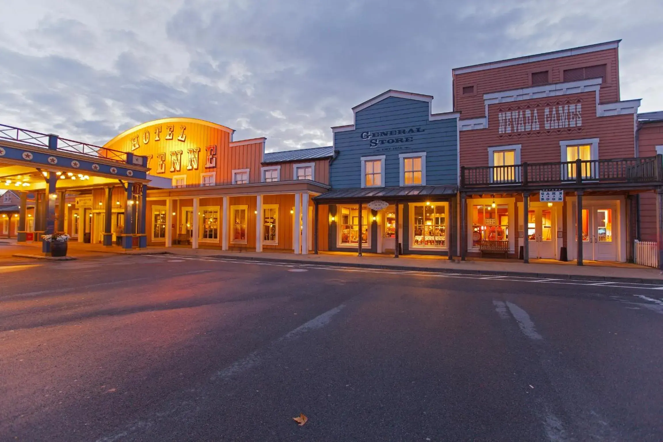 Facade/entrance in Disney Hotel Cheyenne Facade/entrance in Disney Hotel Cheyenne