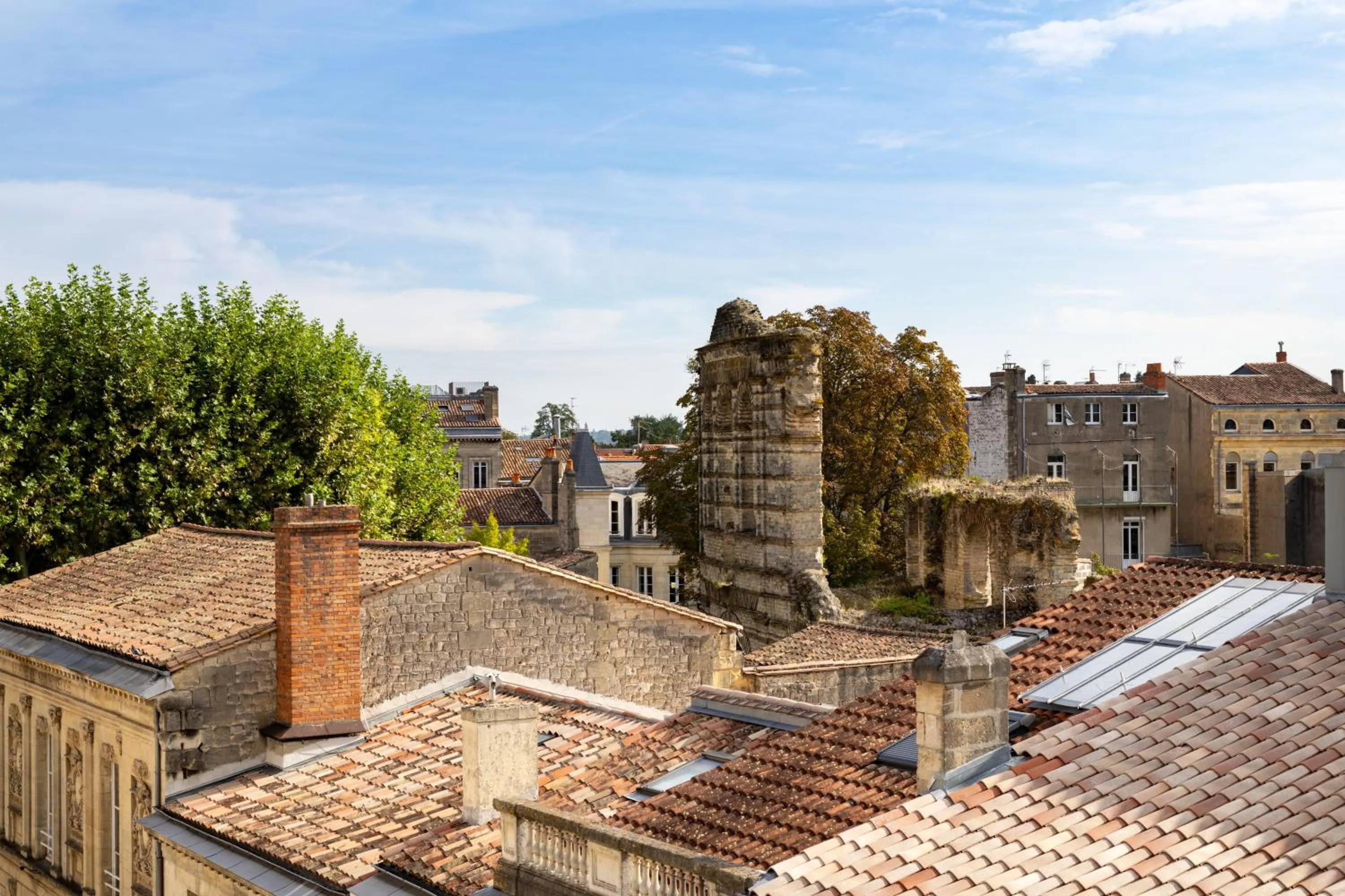 City view in Hôtel La Maison Bord'eaux