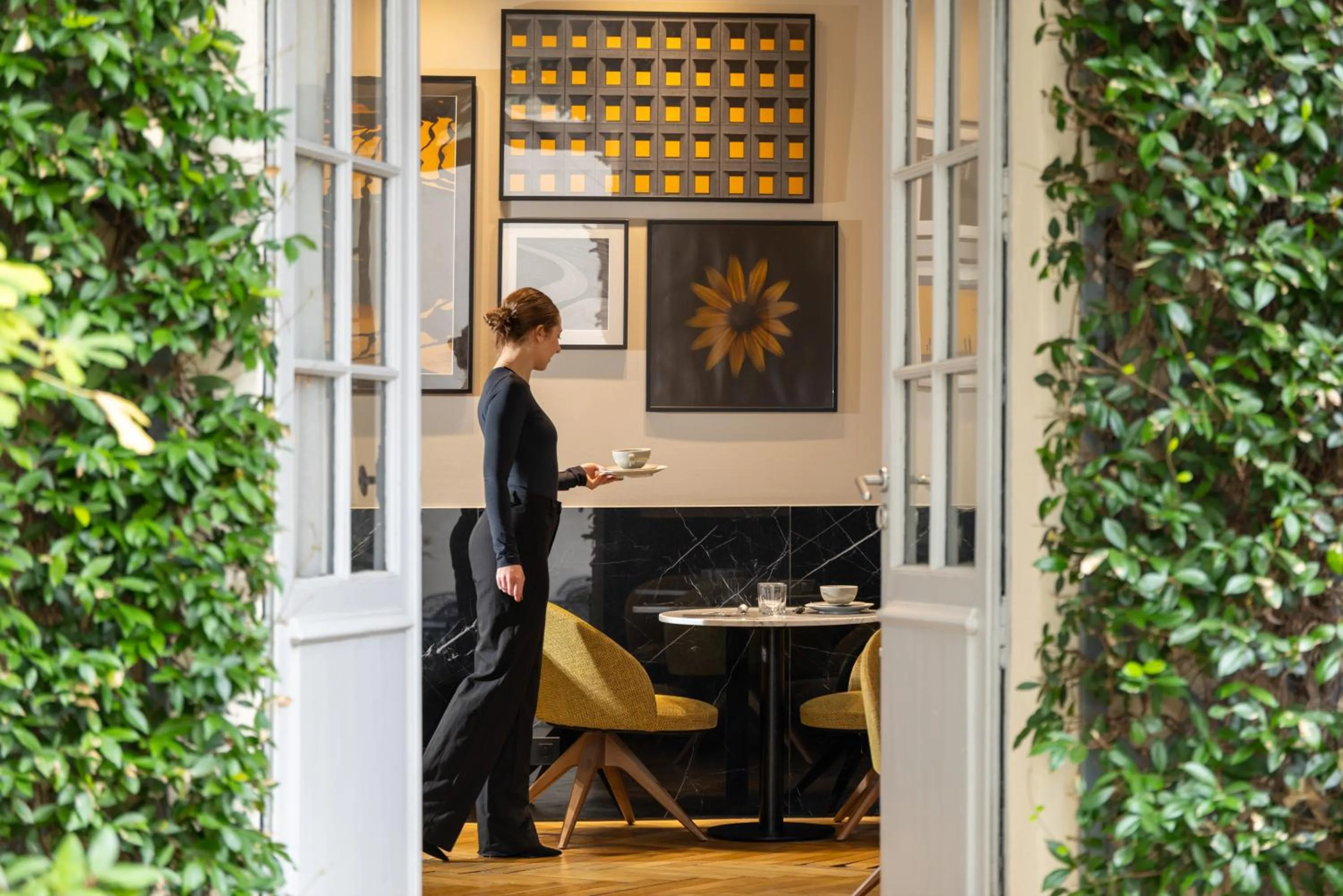 Breakfast in Hôtel La Maison Bord'eaux