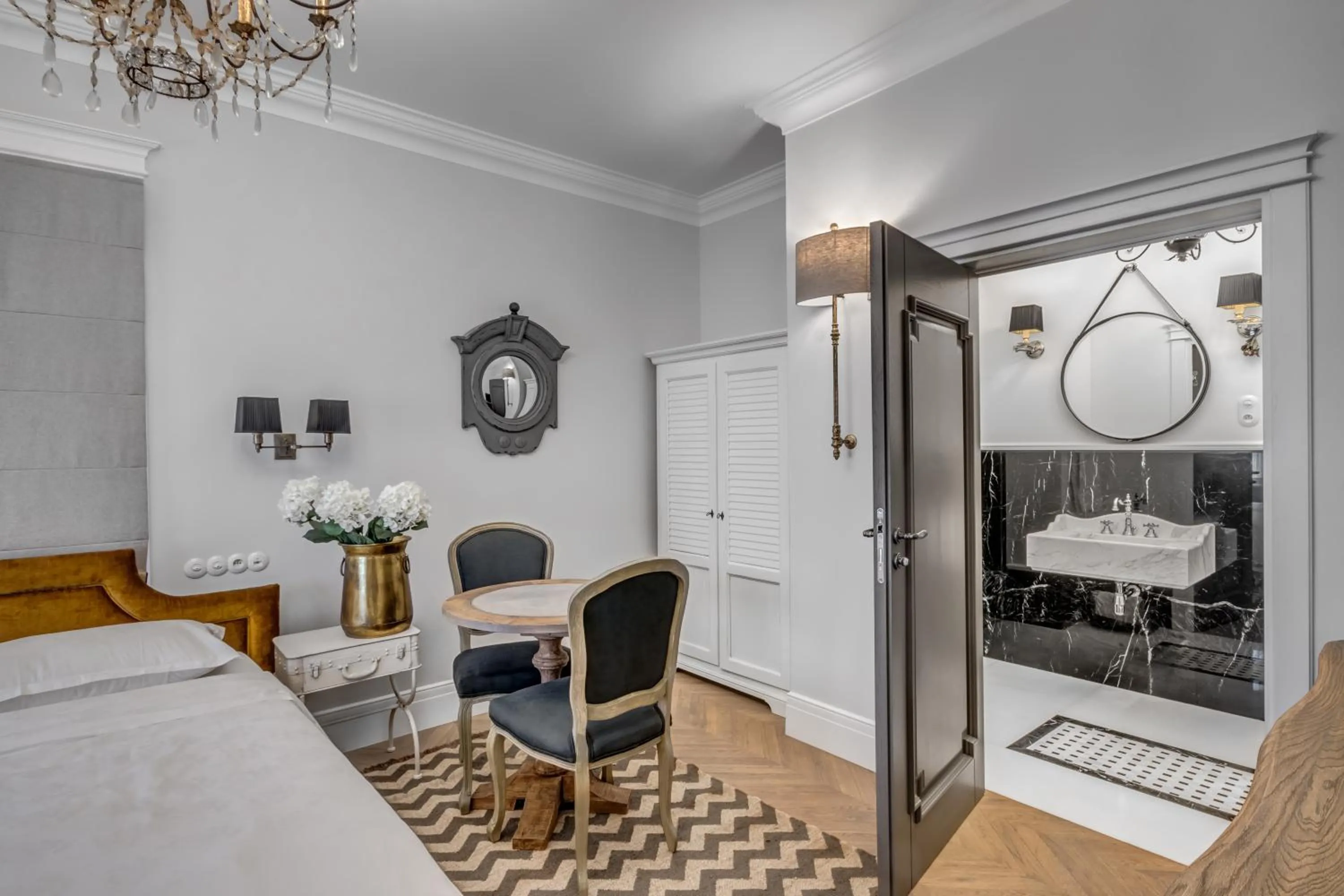 Photo of the whole room, Bed in Hotel & Spa Pałac Mała Wieś