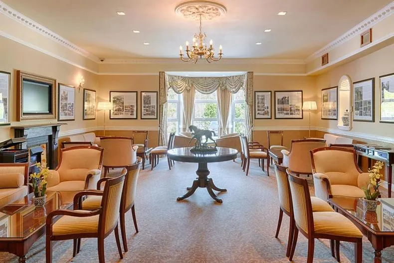 Lounge or bar in The Lake Hotel