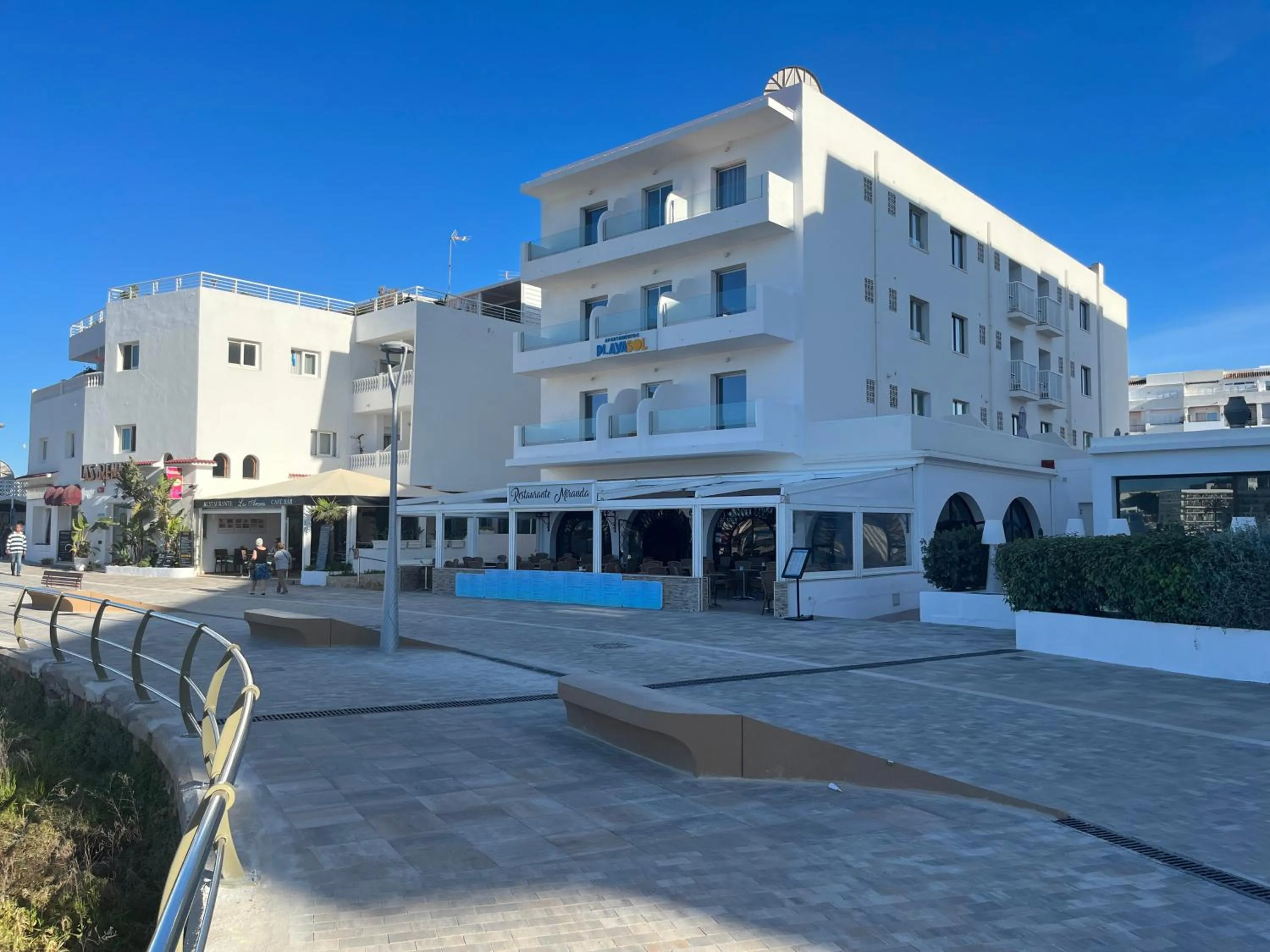 Property building in Apartamentos Playa Sol