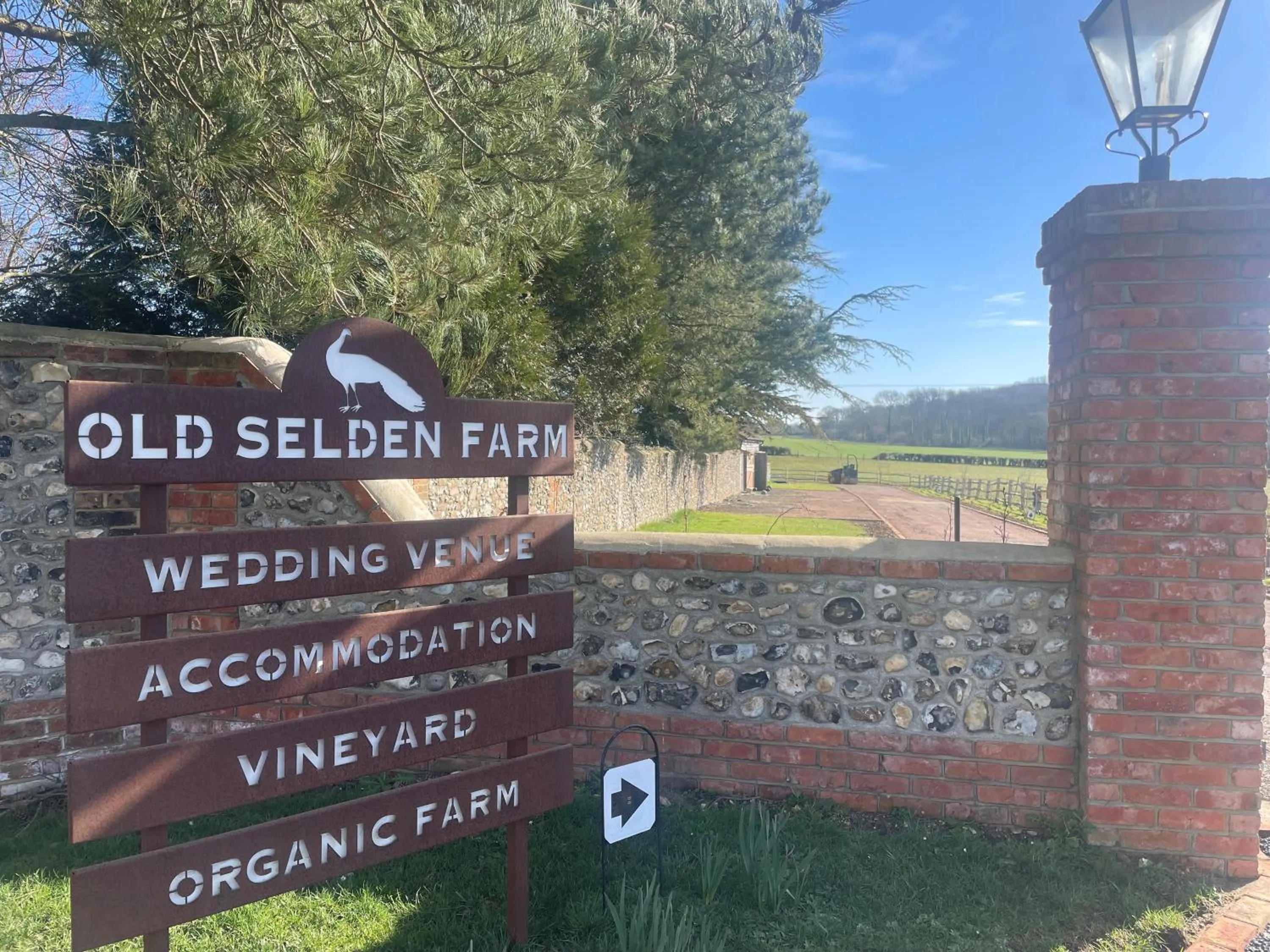 Facade/entrance in Old Selden Farm B&B
