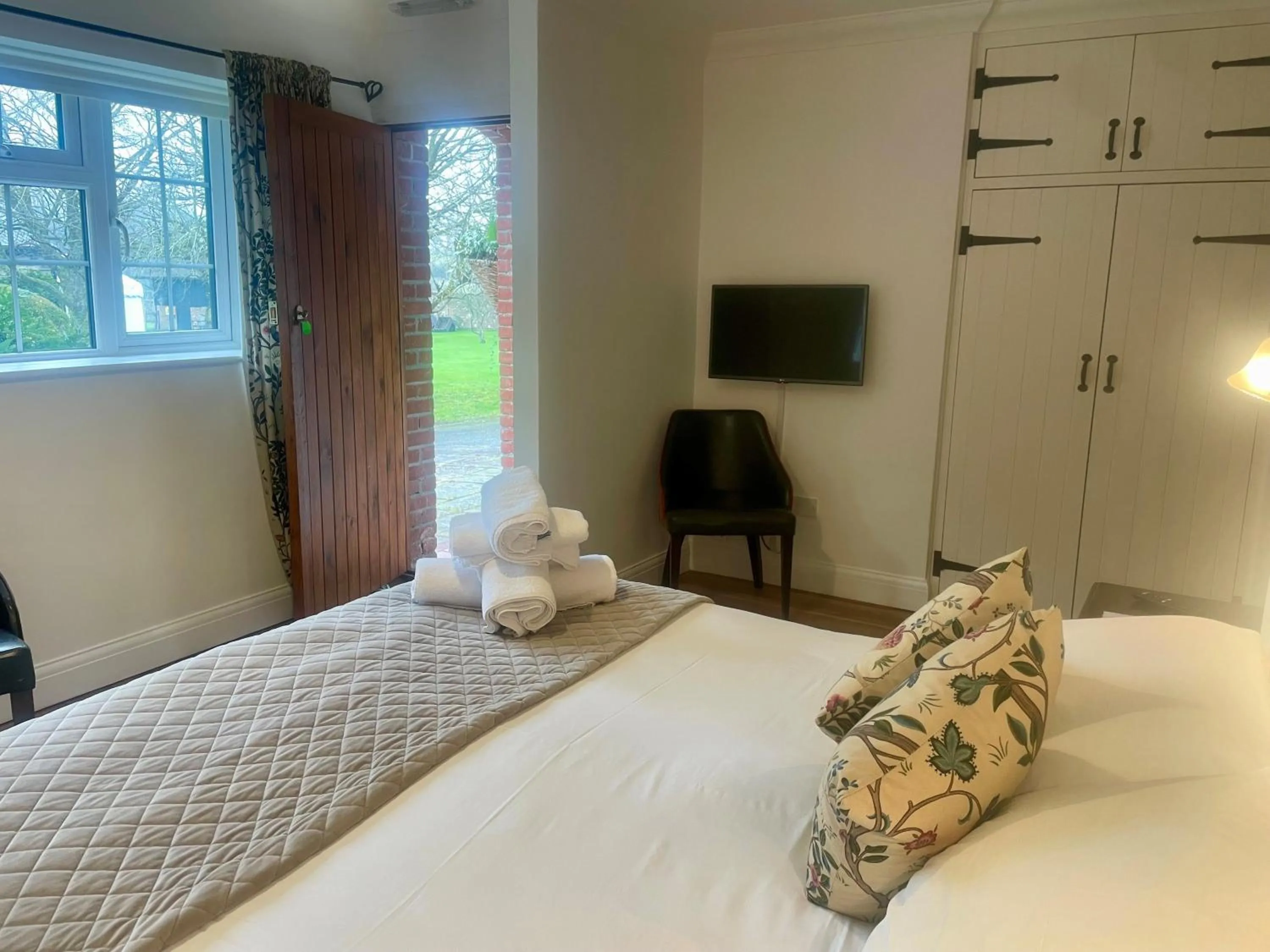 Bed in Old Selden Farm B&B