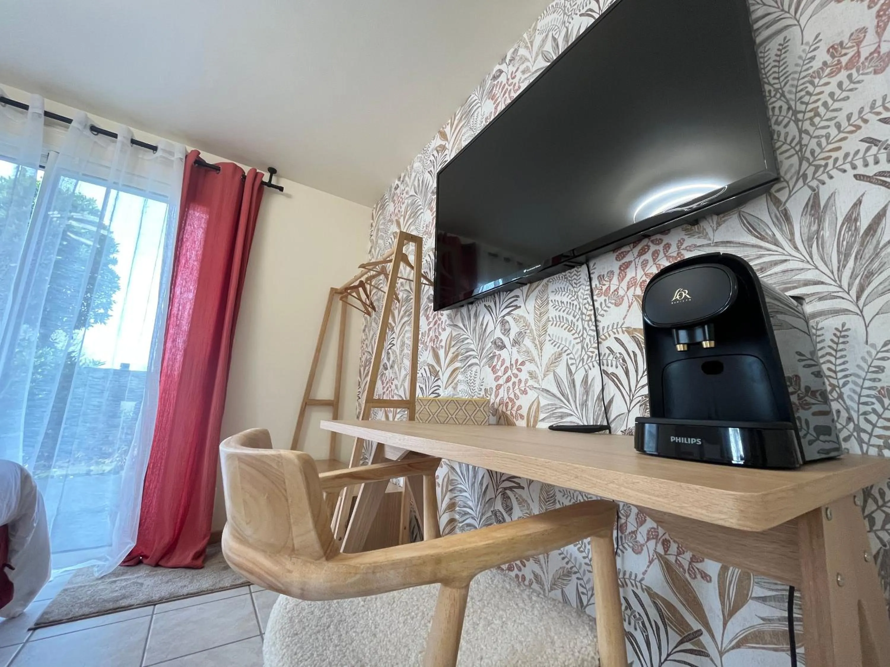 Seating area in Au Petit Bignon